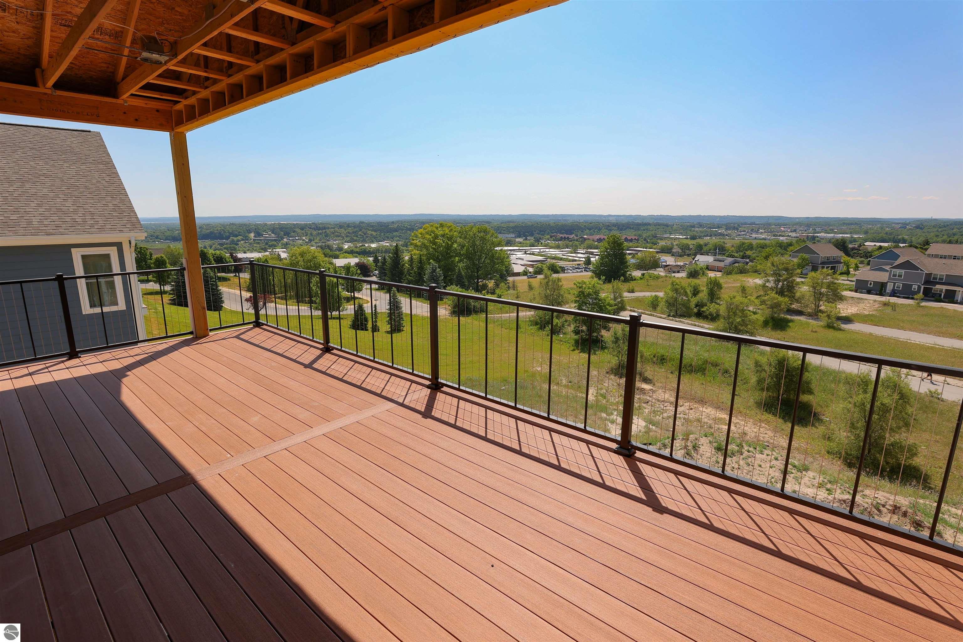 4195 Eagles View