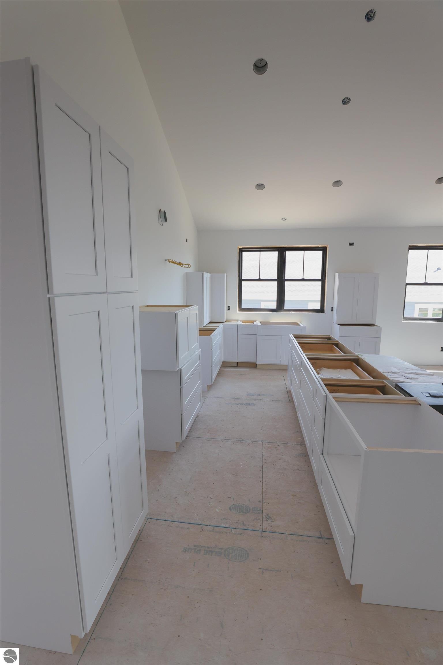 4195 Eagles View