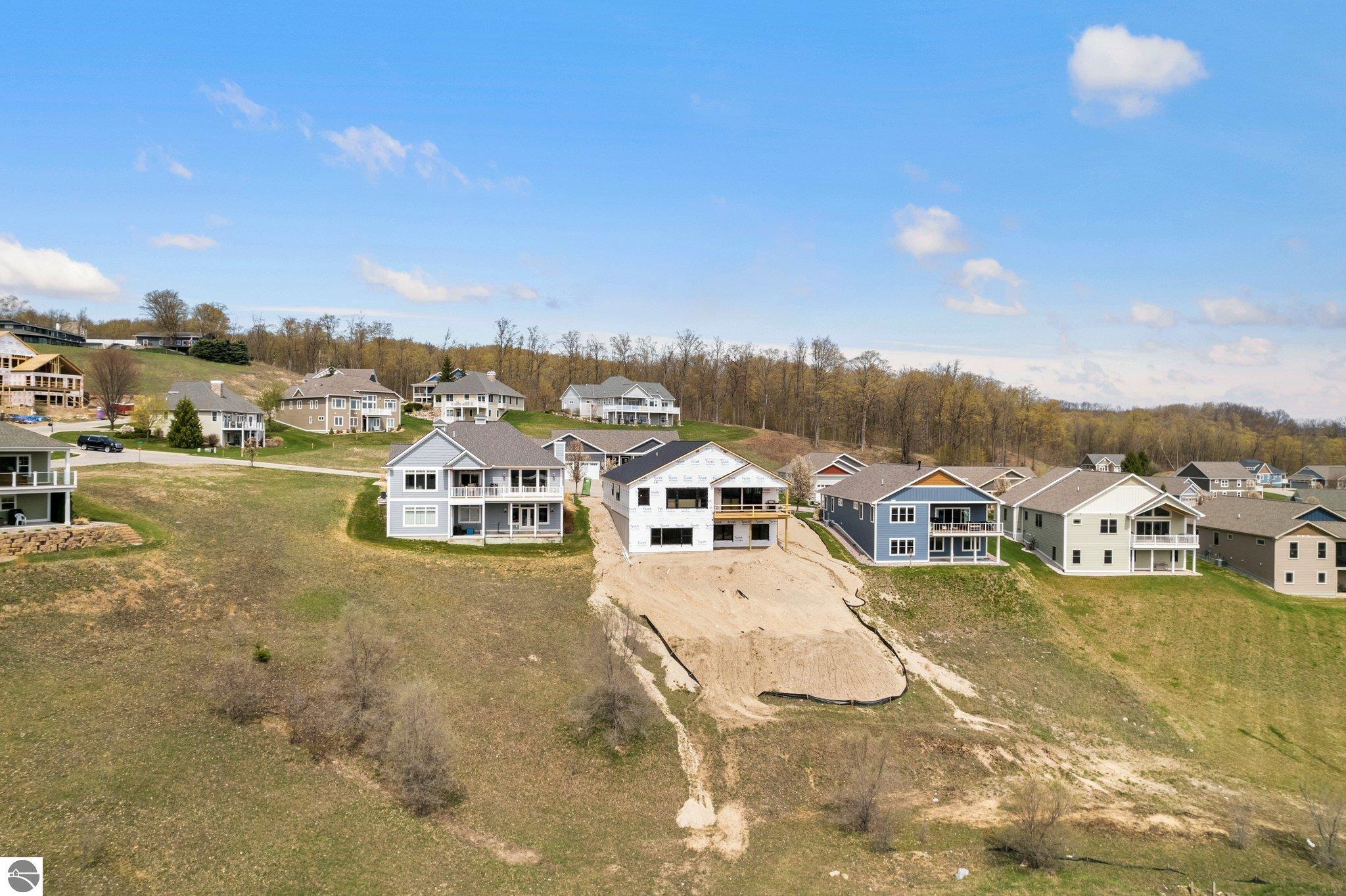 4195 Eagles View