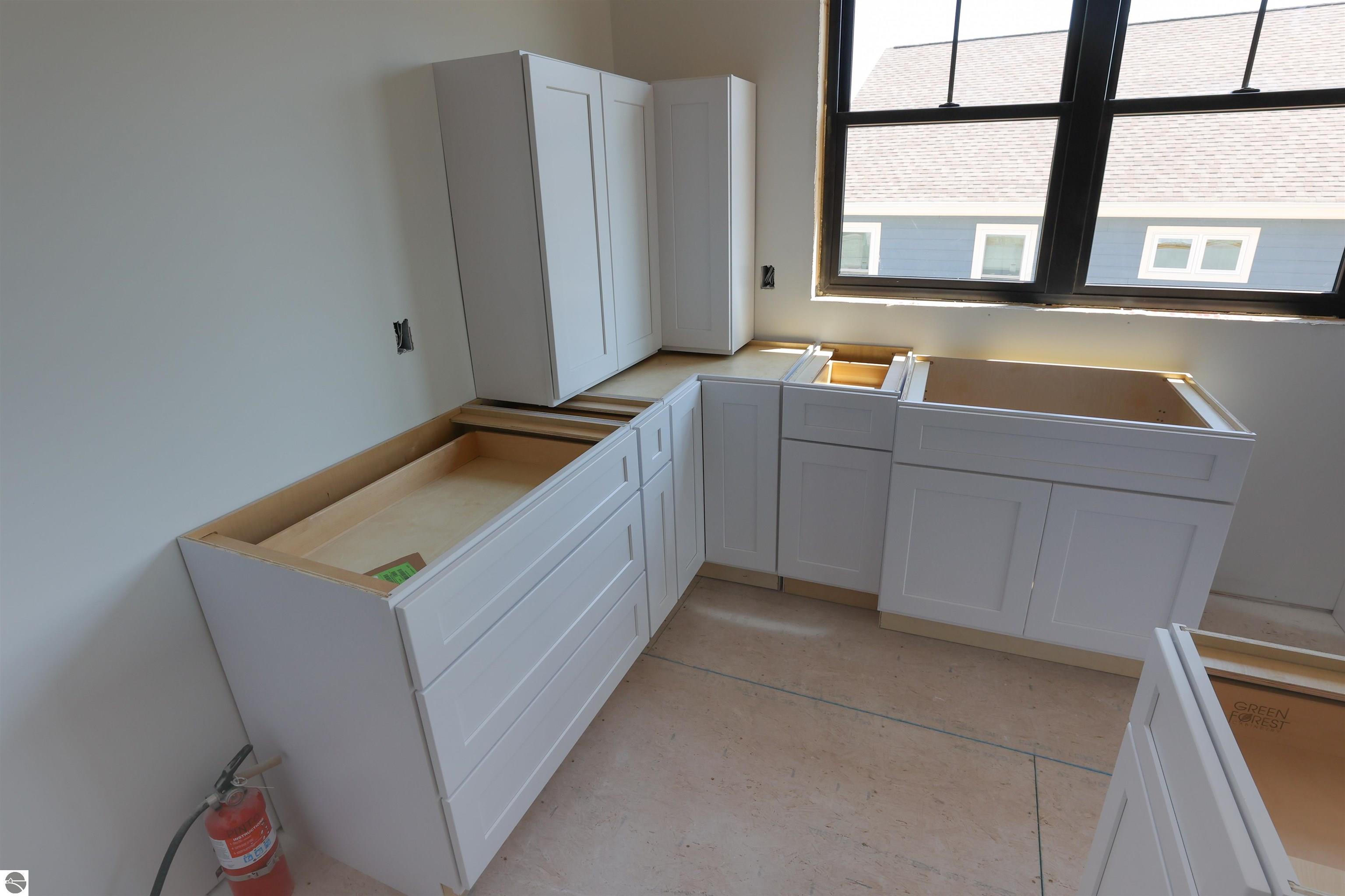 4195 Eagles View