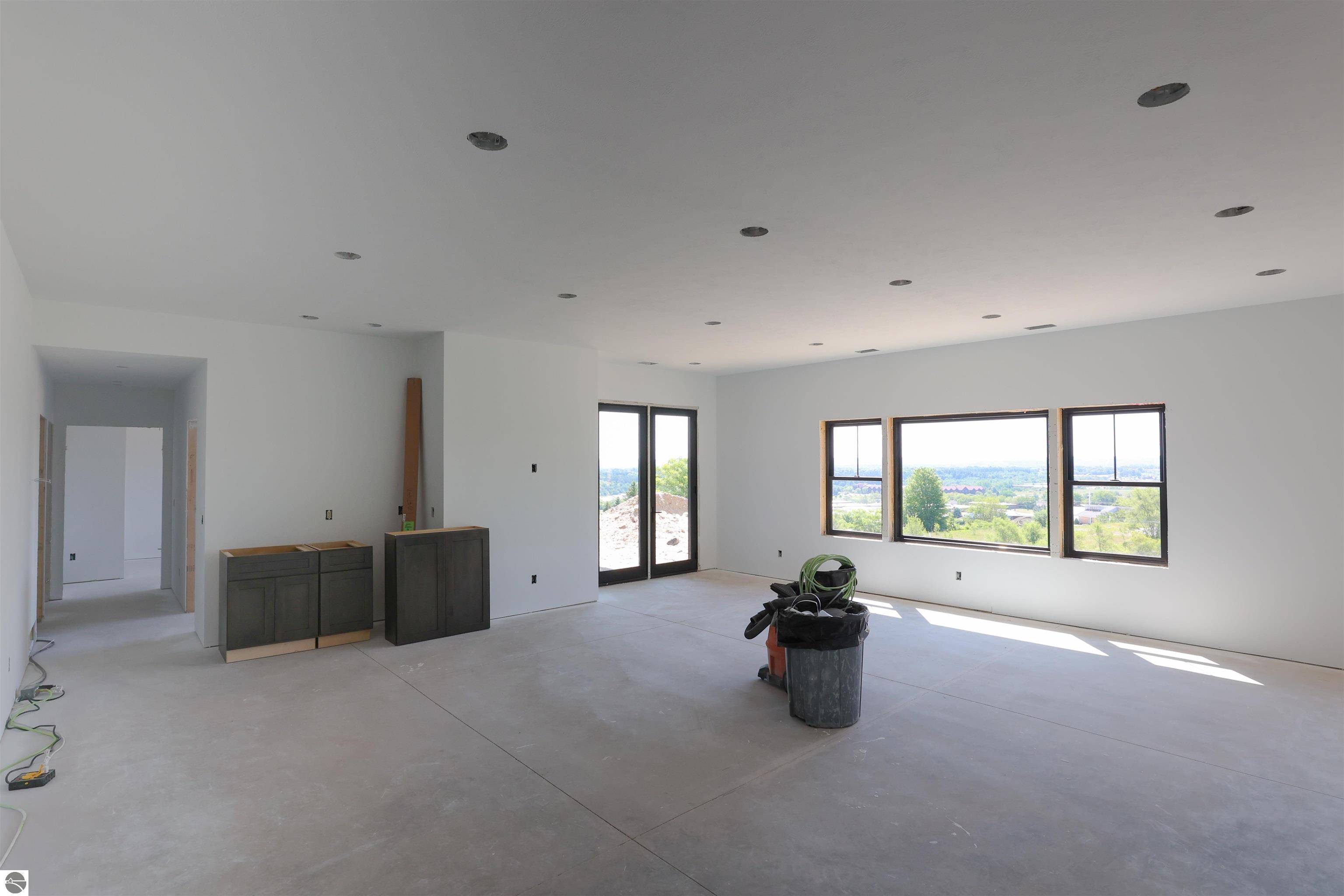 4195 Eagles View