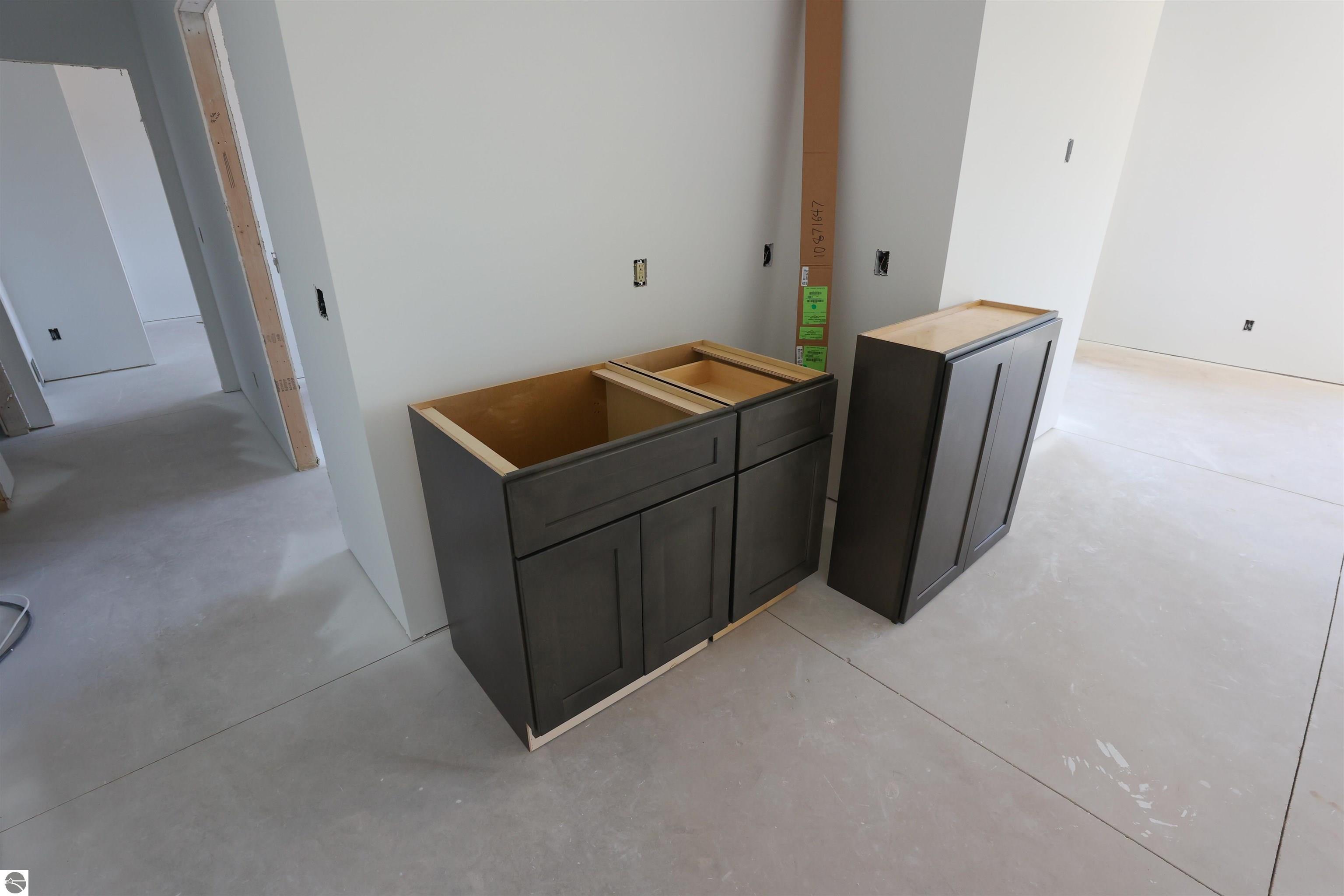 4195 Eagles View
