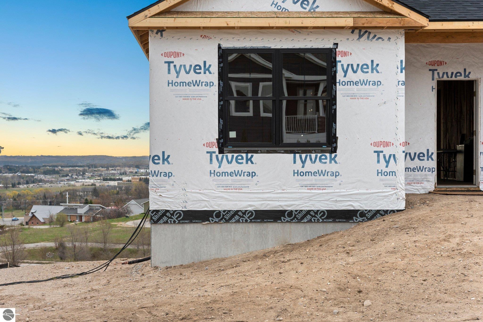 4195 Eagles View