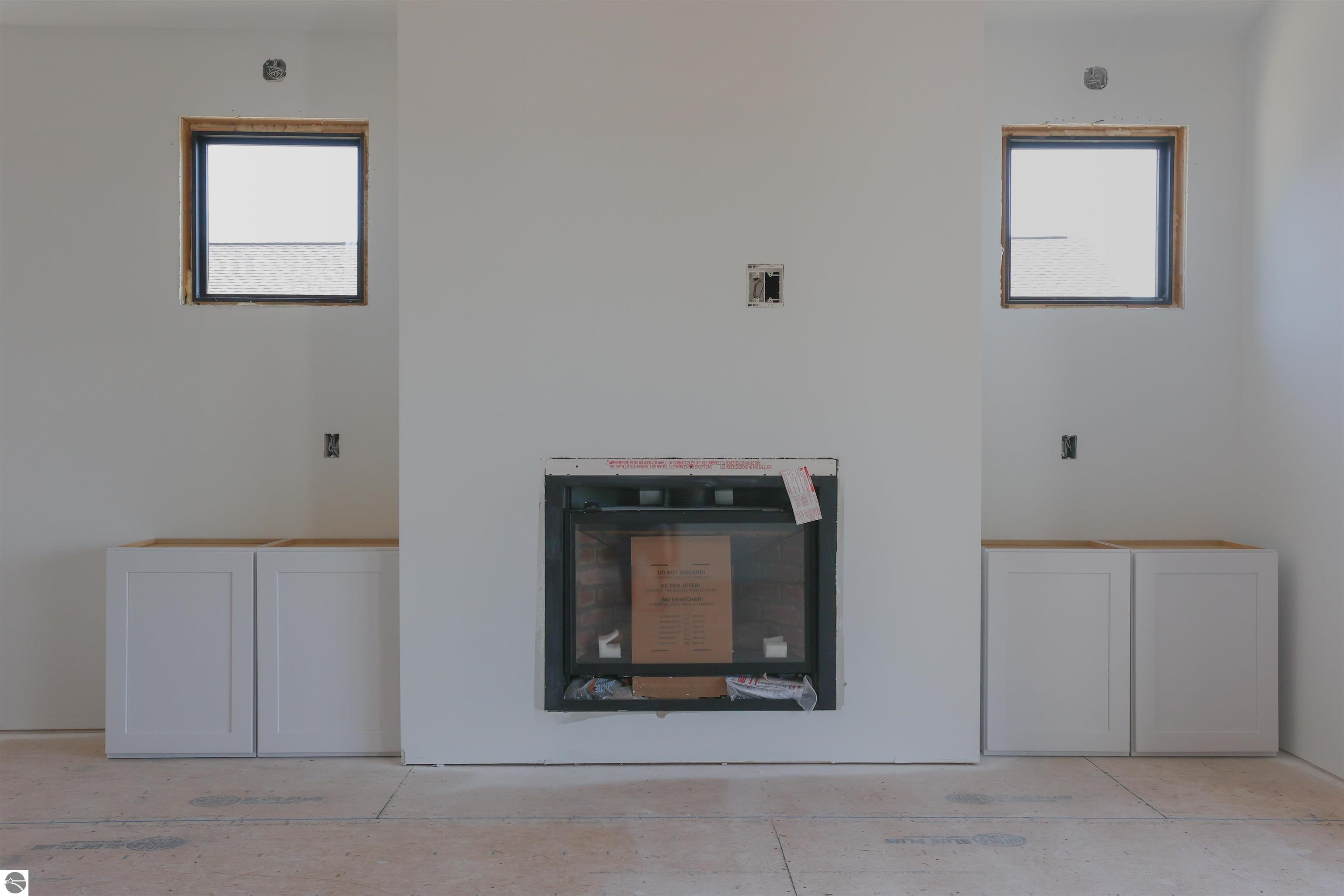 4195 Eagles View