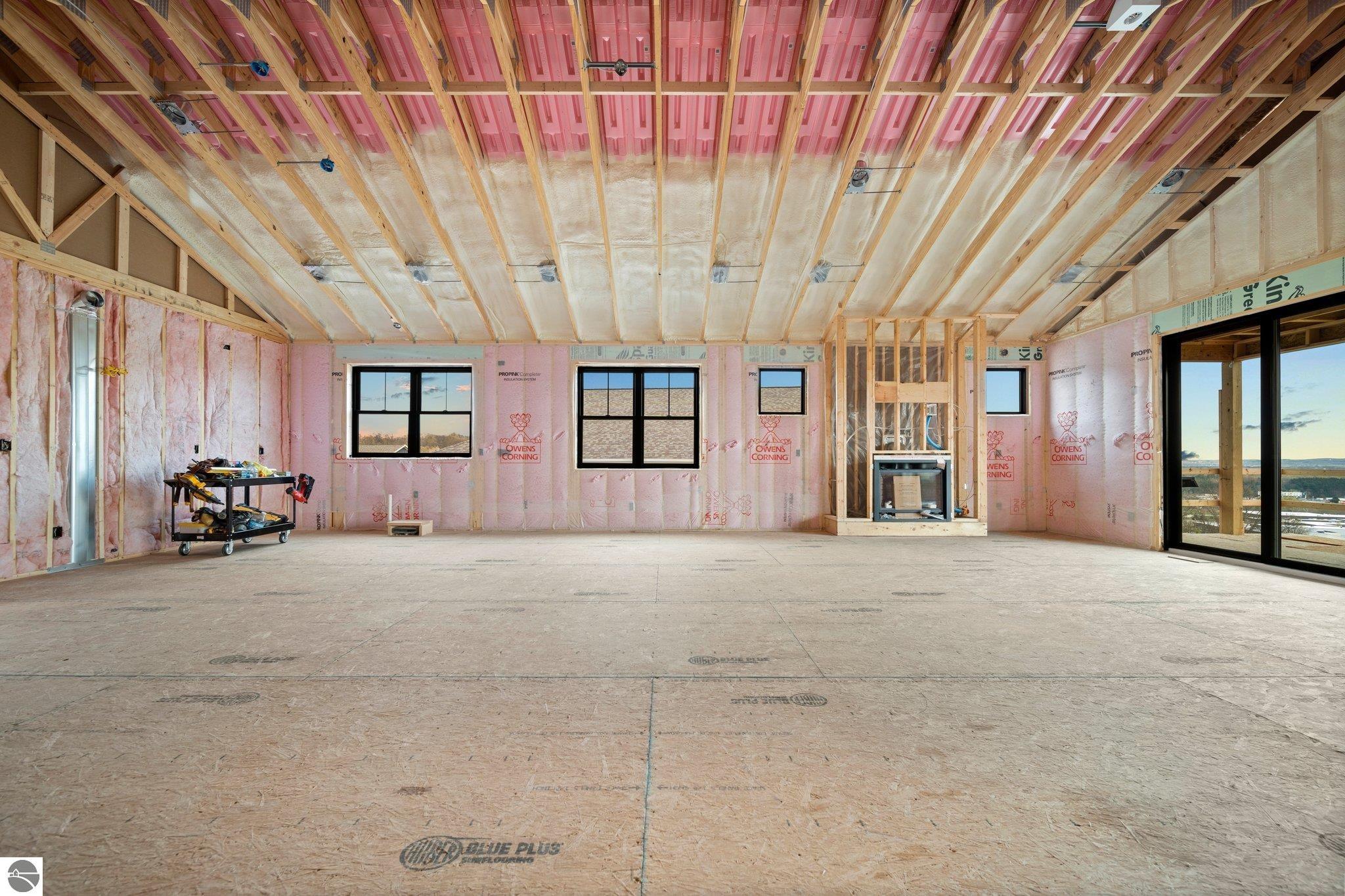 4195 Eagles View
