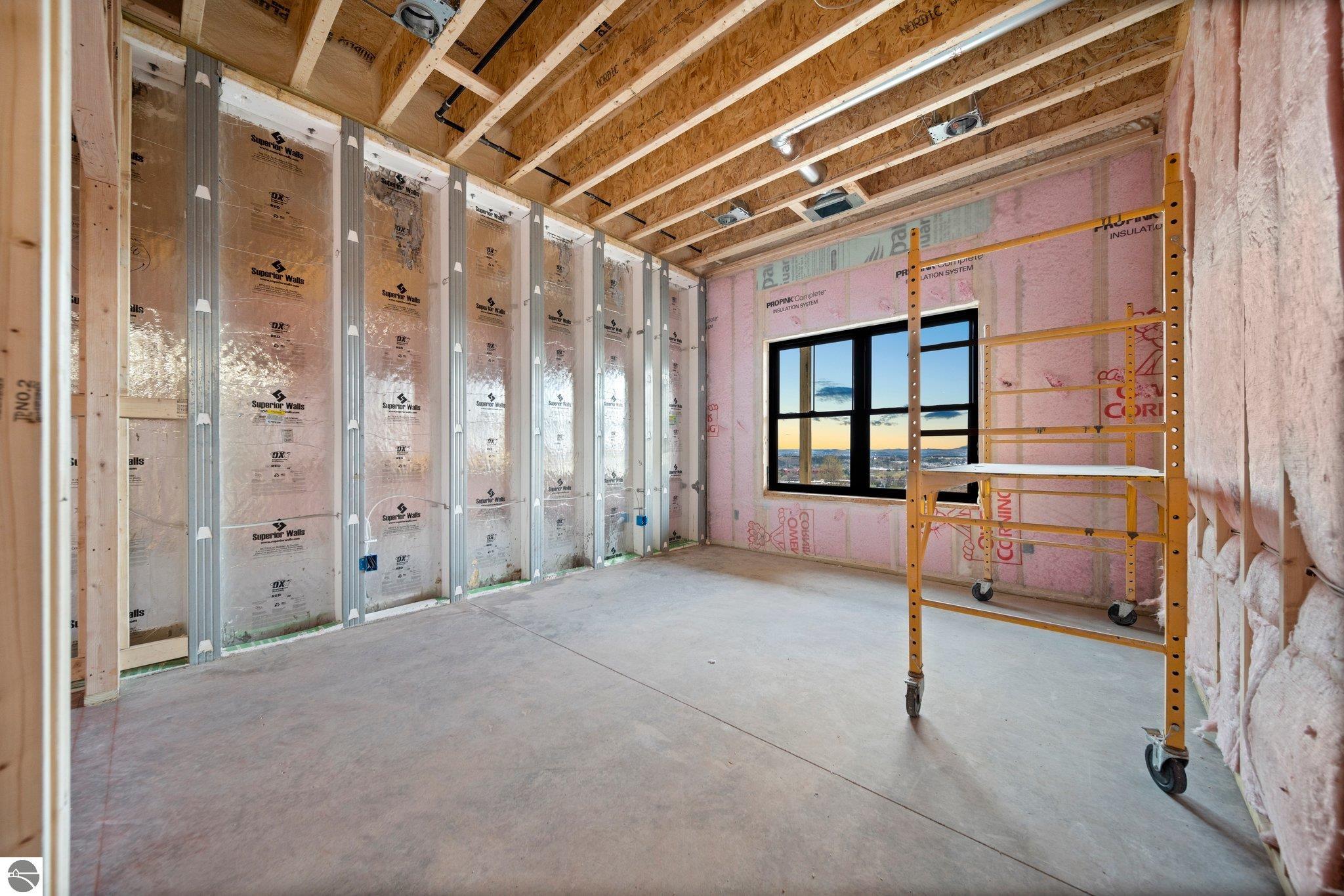 4195 Eagles View