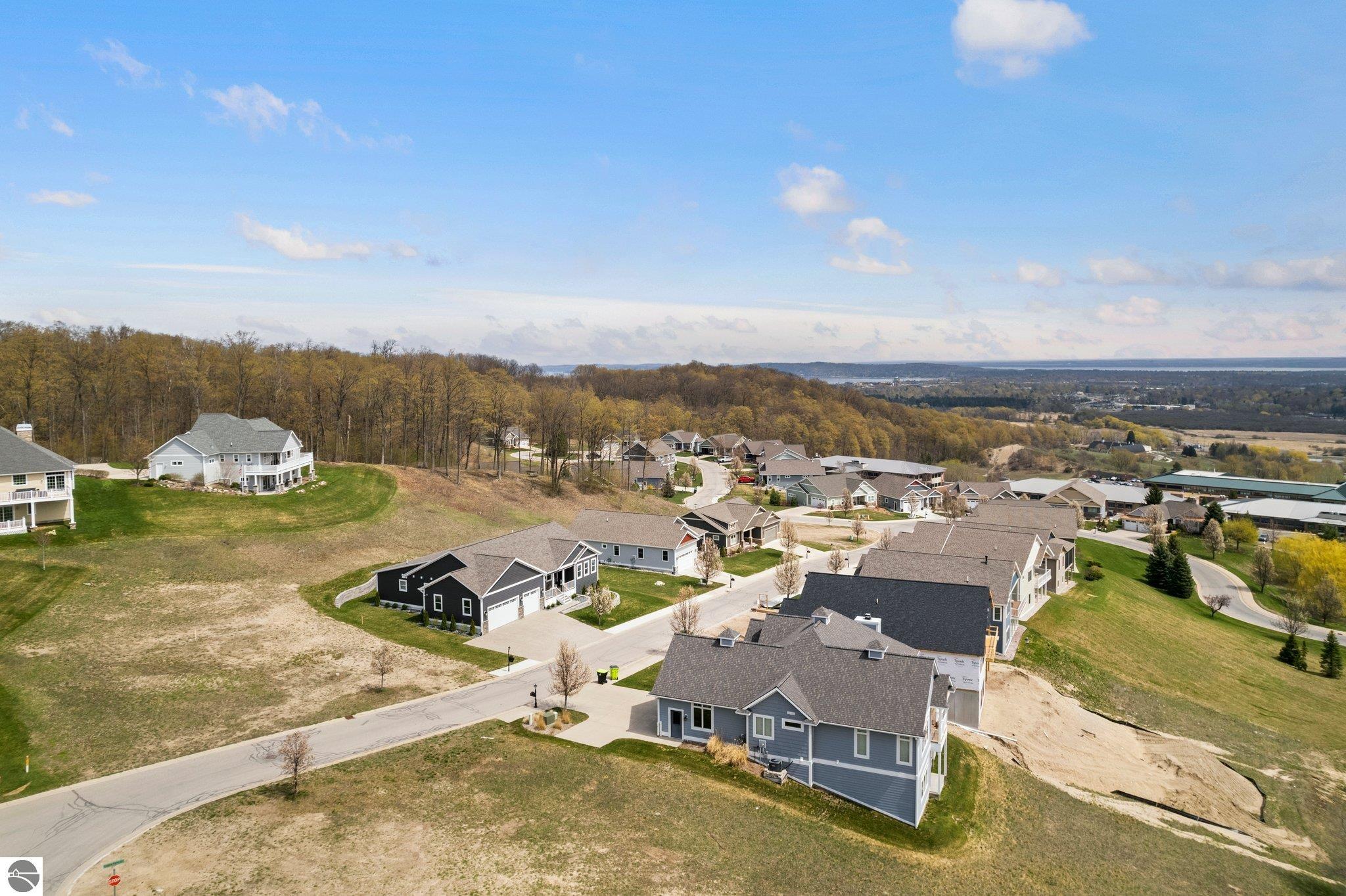 4195 Eagles View