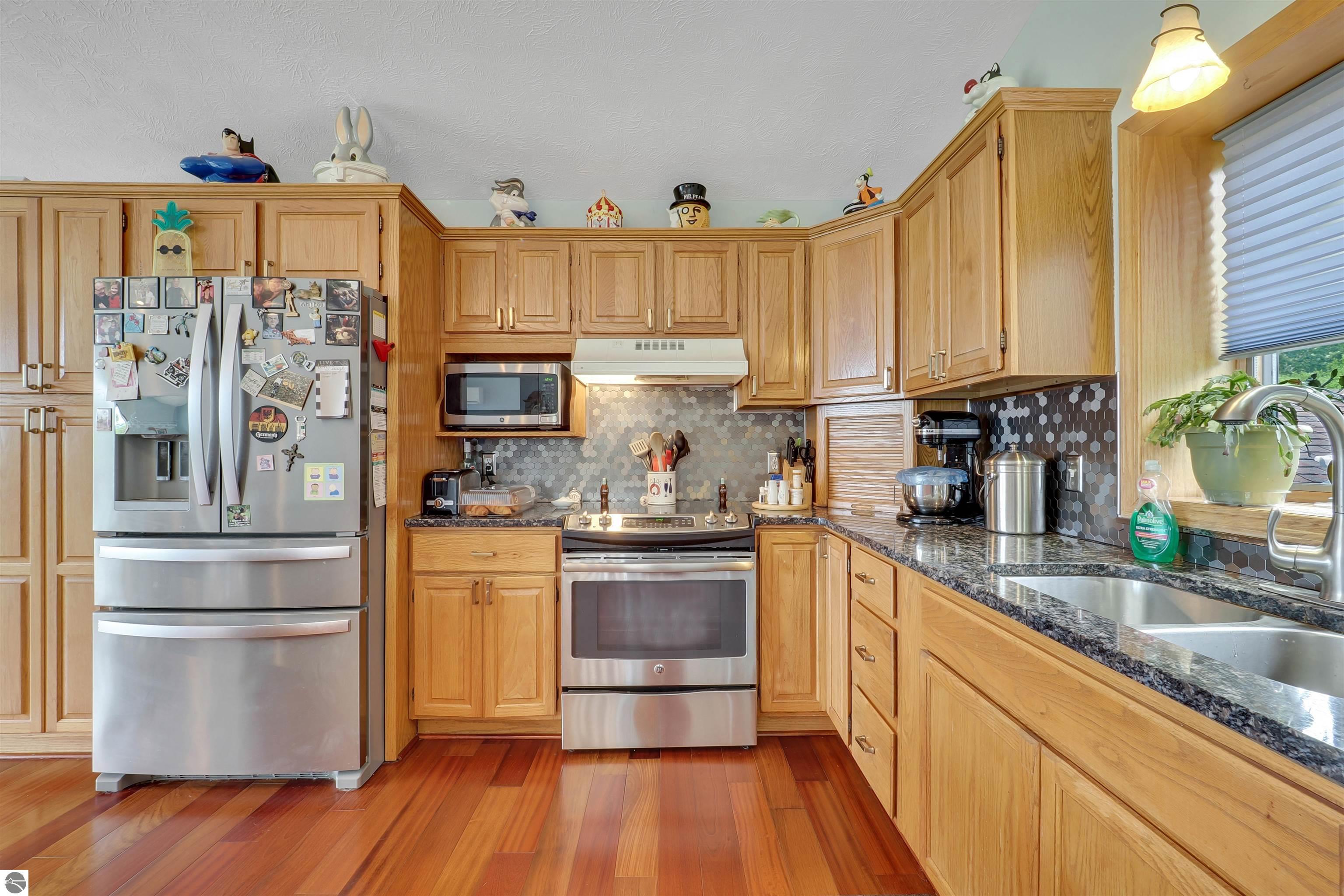1182 Cerro Drive