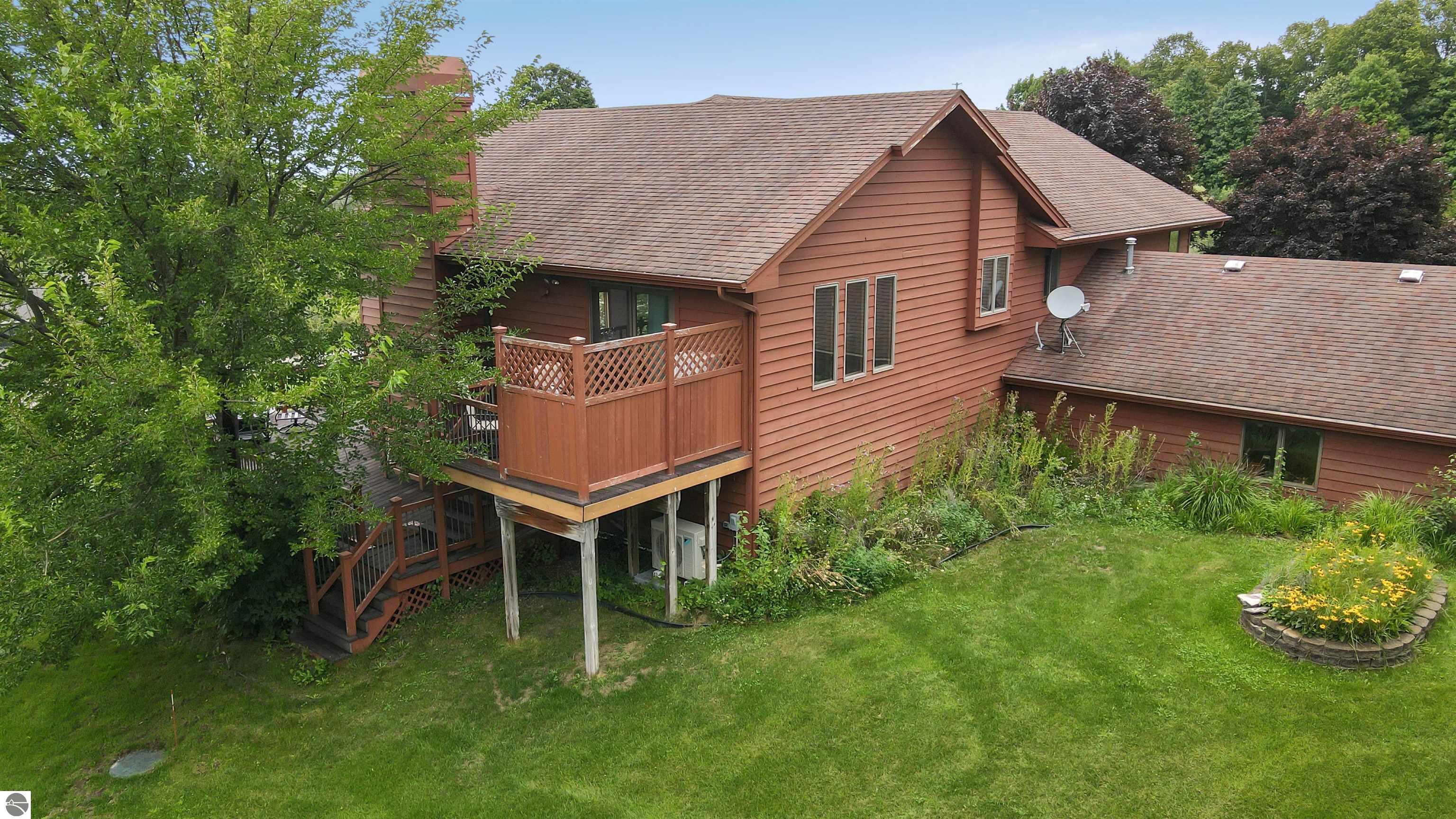 1182 Cerro Drive