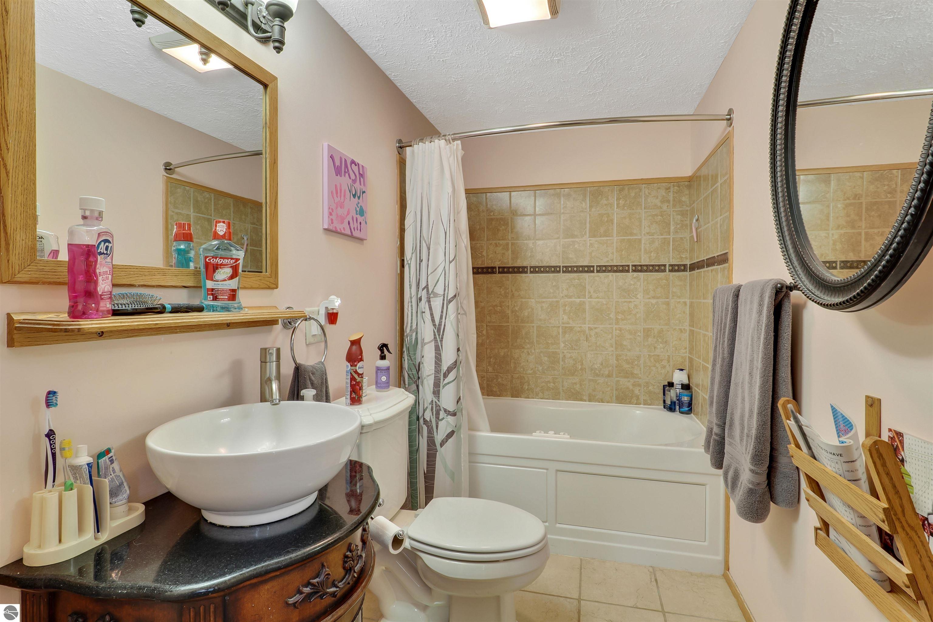 1182 Cerro Drive