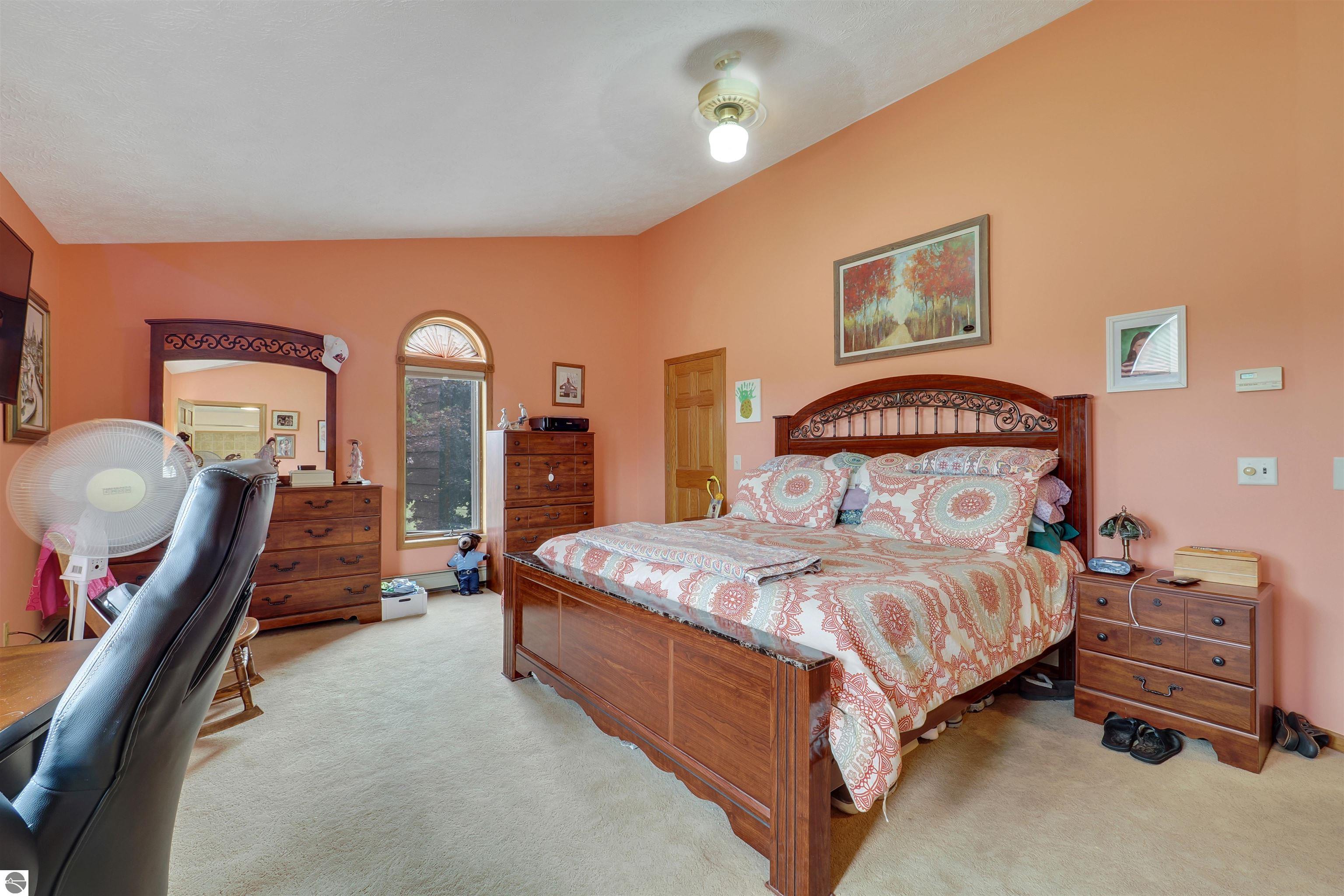 1182 Cerro Drive
