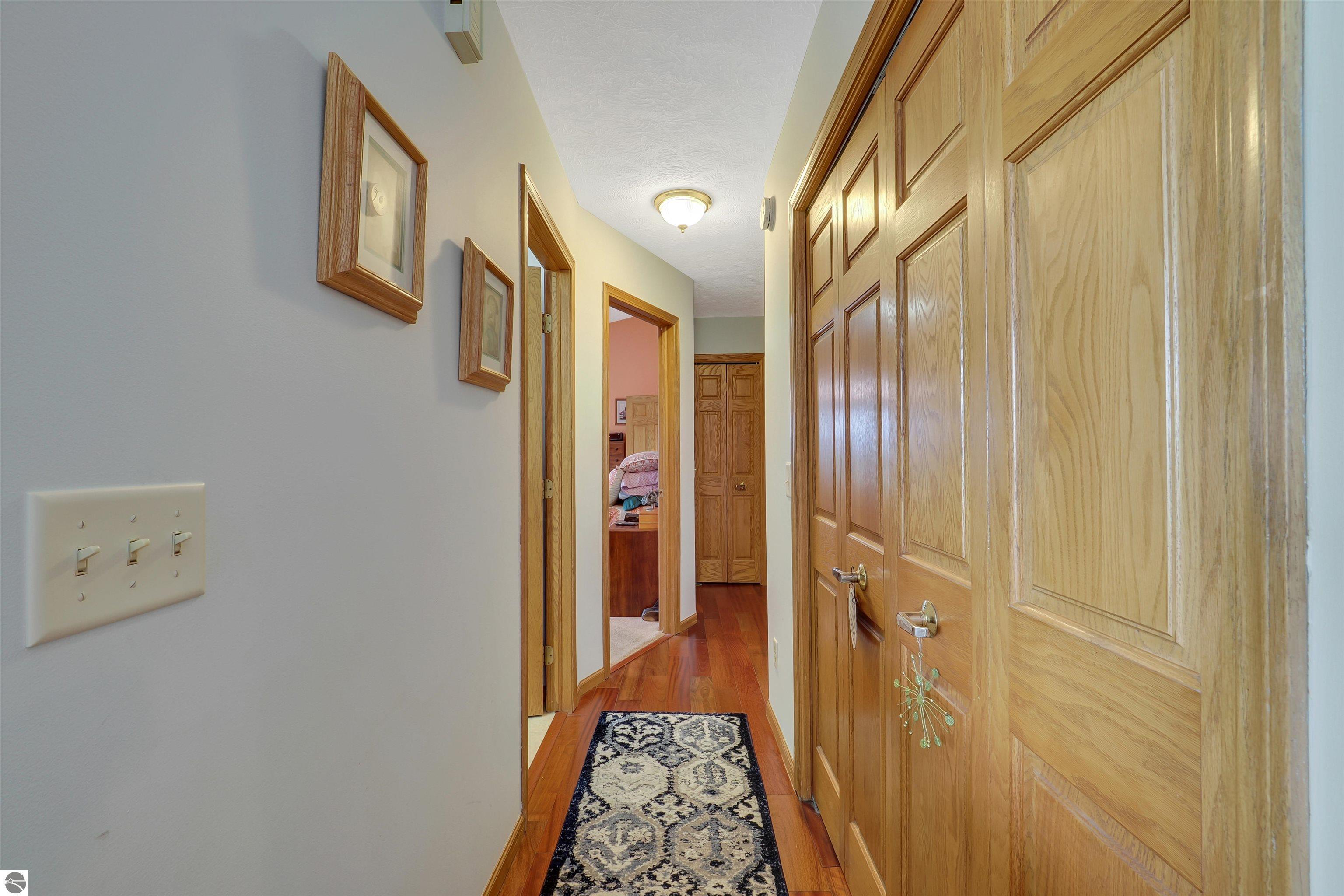 1182 Cerro Drive