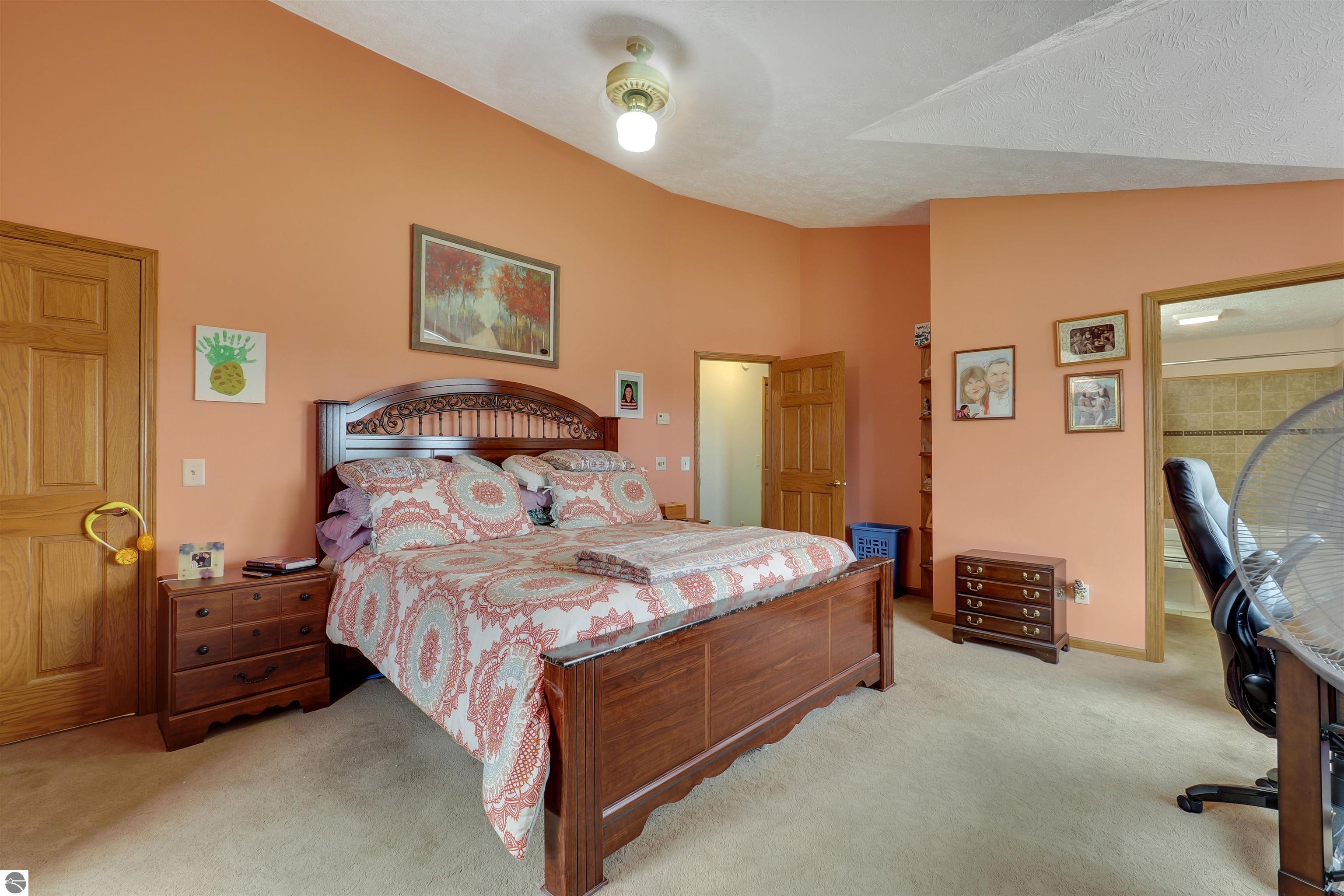1182 Cerro Drive