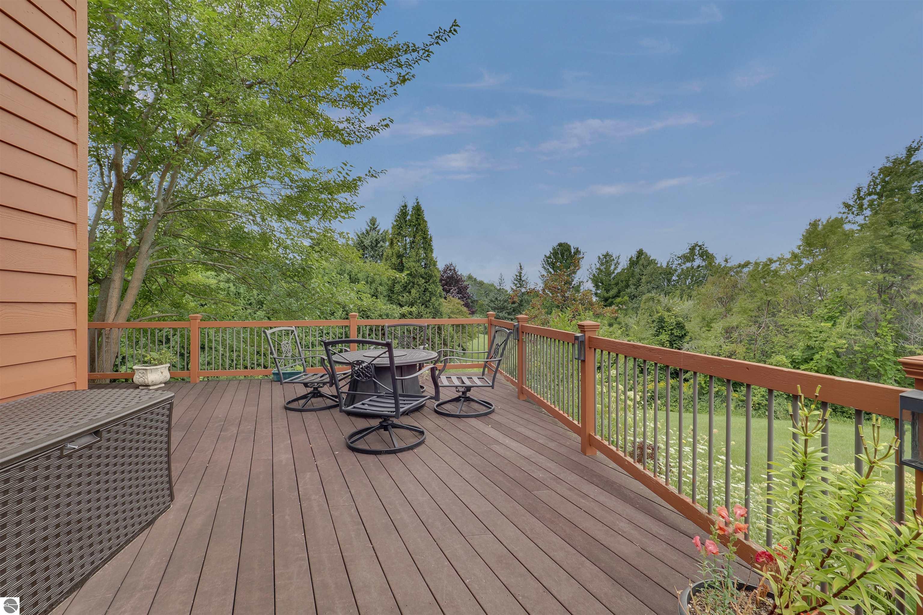 1182 Cerro Drive