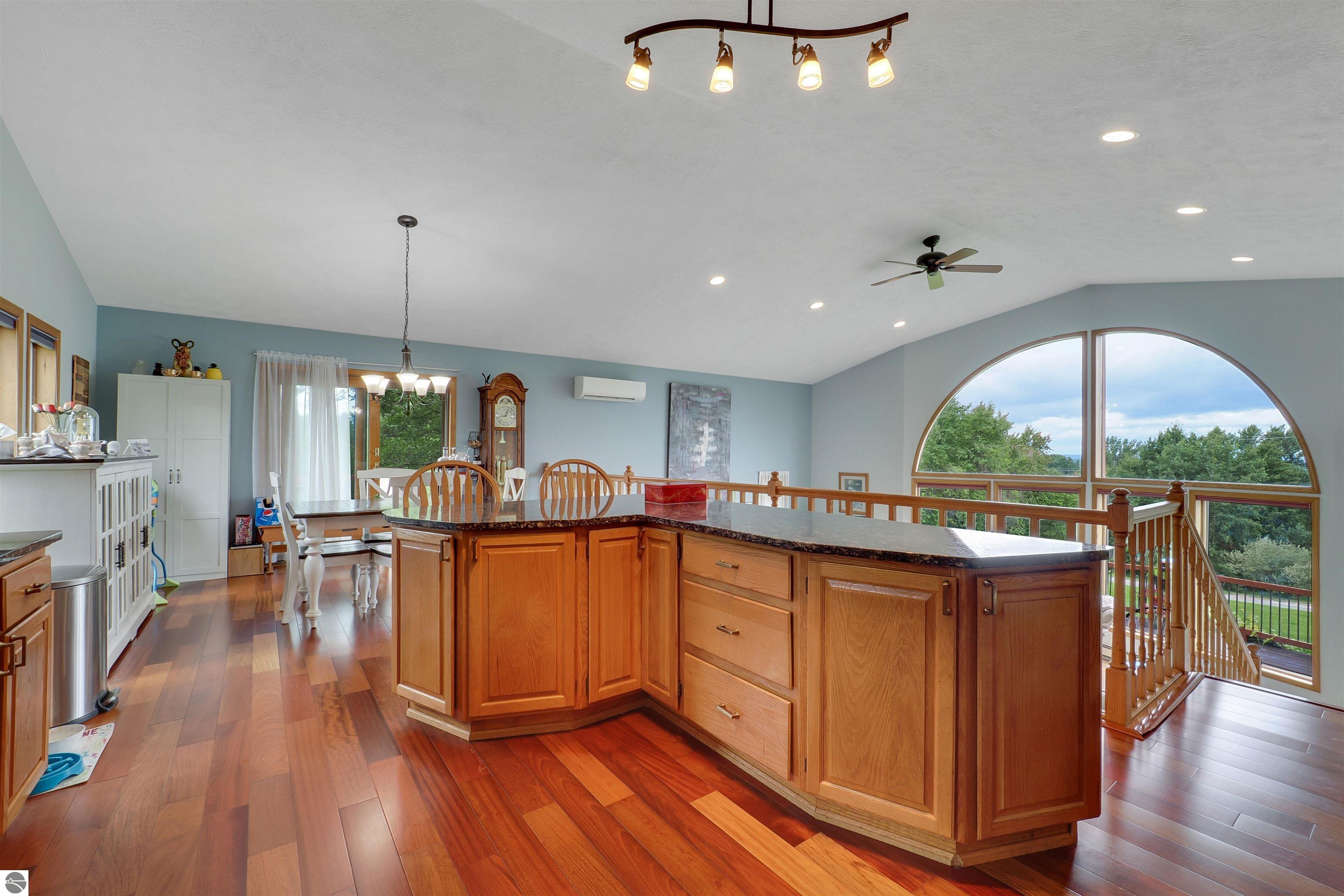 1182 Cerro Drive