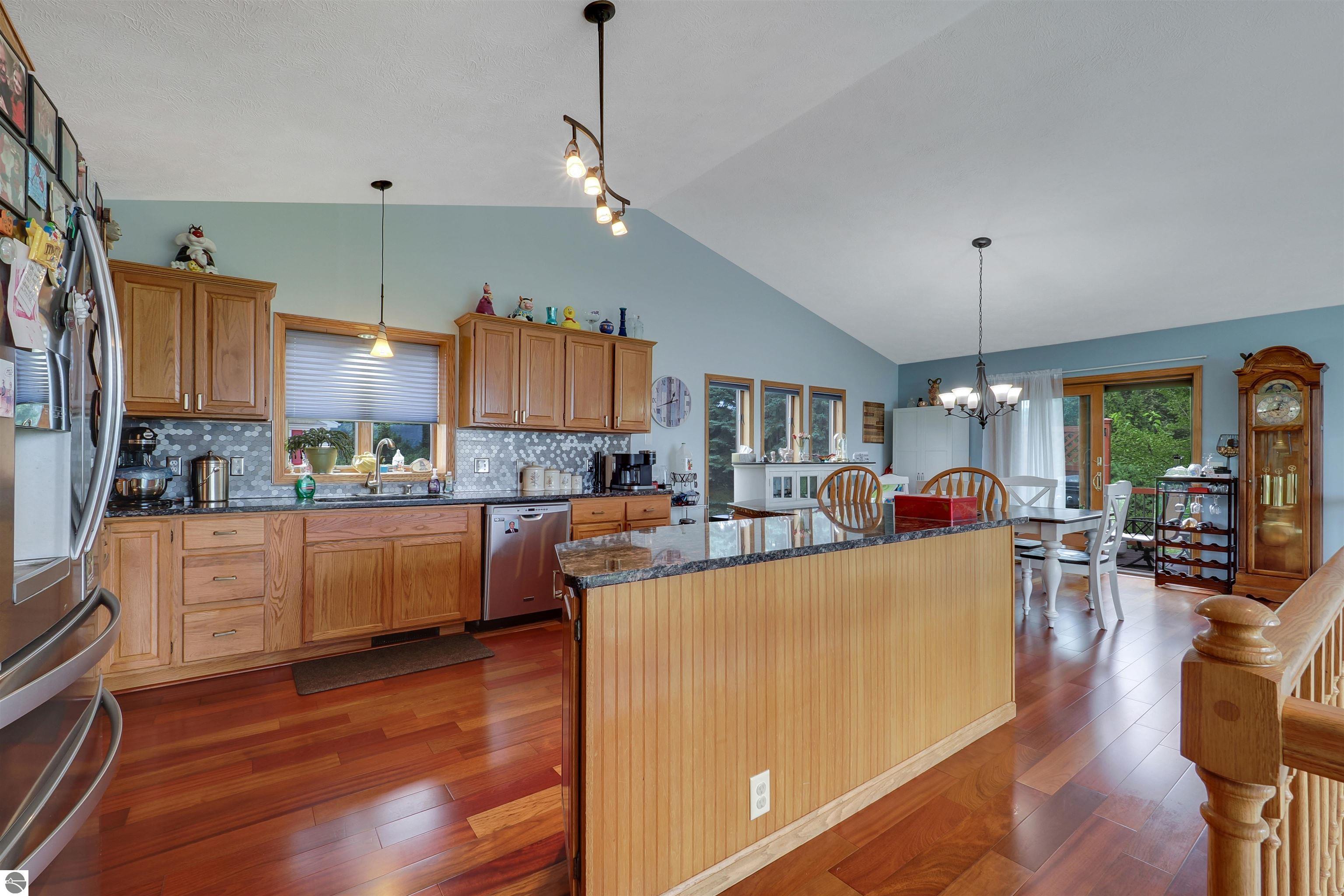 1182 Cerro Drive