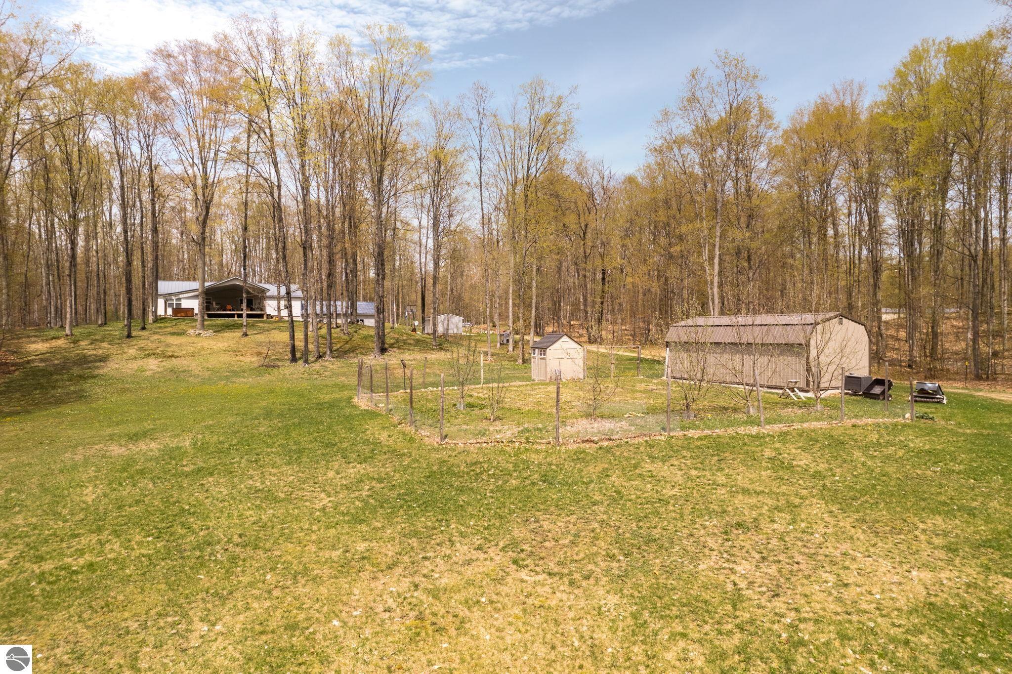 5612 (5 acres) Twin Lake Road, NE