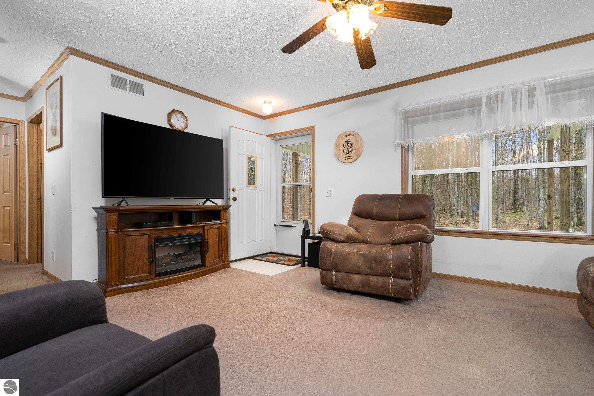 5612 (5 acres) Twin Lake Road, NE