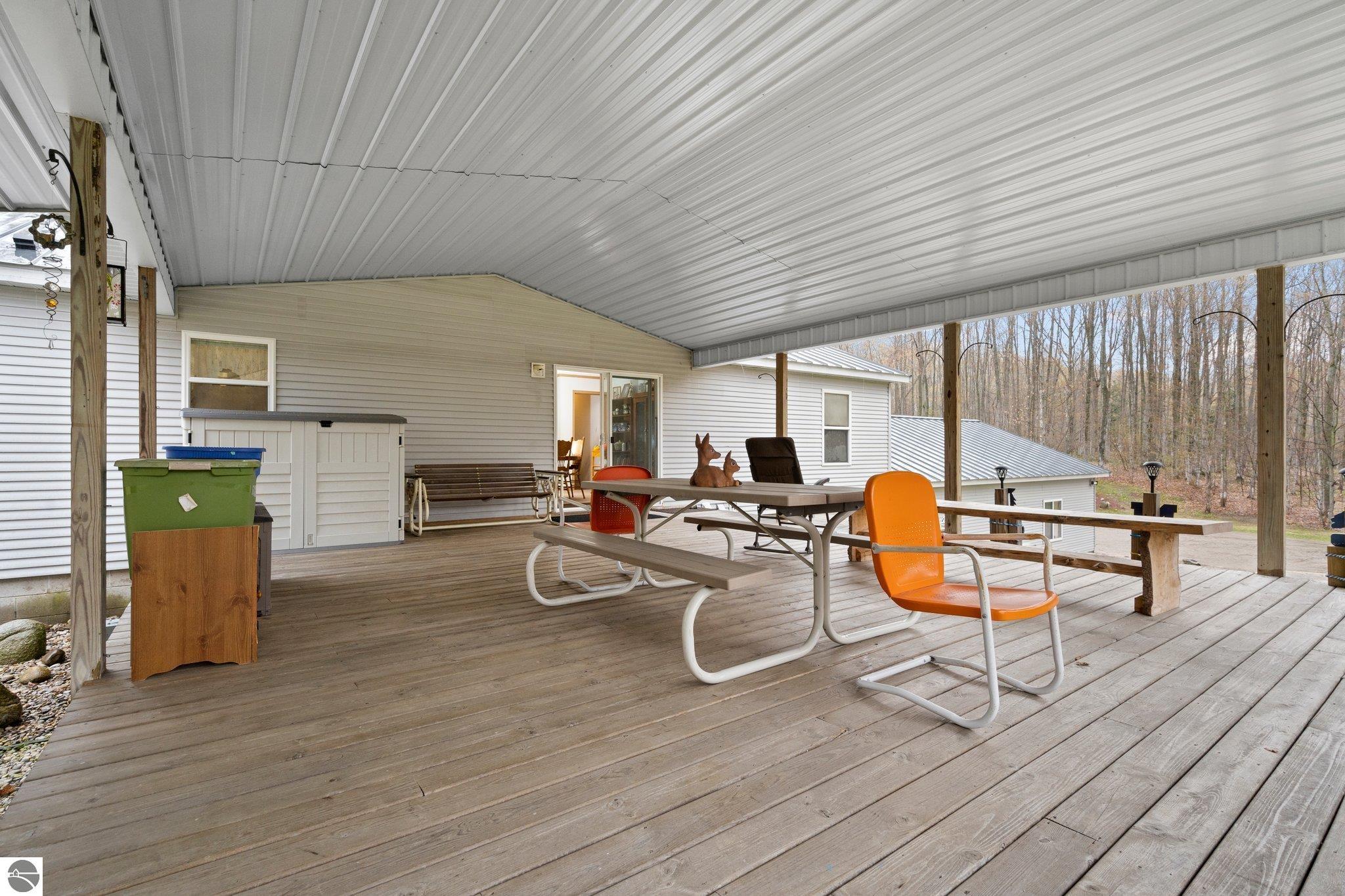 5612 (5 acres) Twin Lake Road, NE