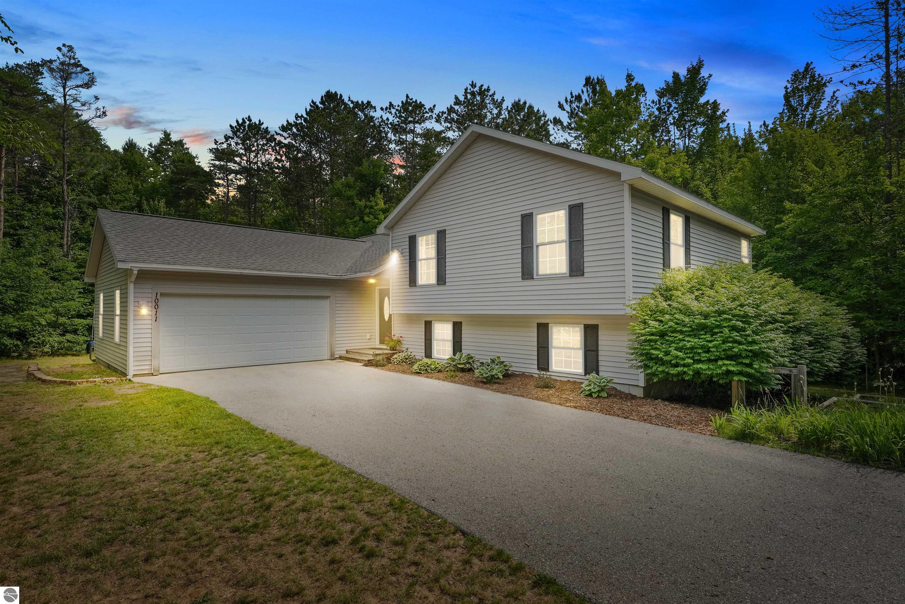 10011 Betsie Creek Drive