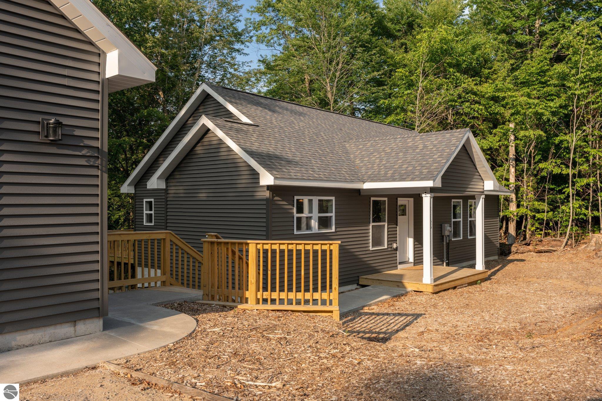 11125 Mason Point