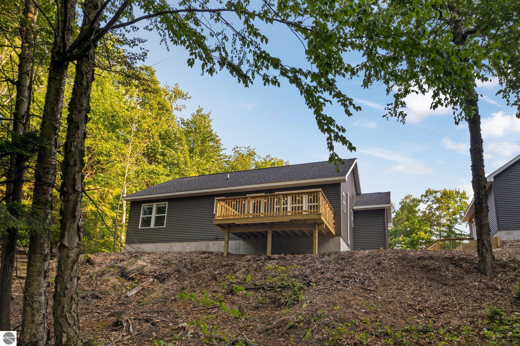 11125 Mason Point