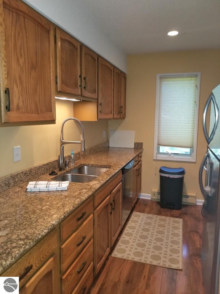 5524 Golfview Court