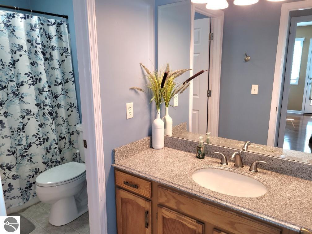 5524 Golfview Court