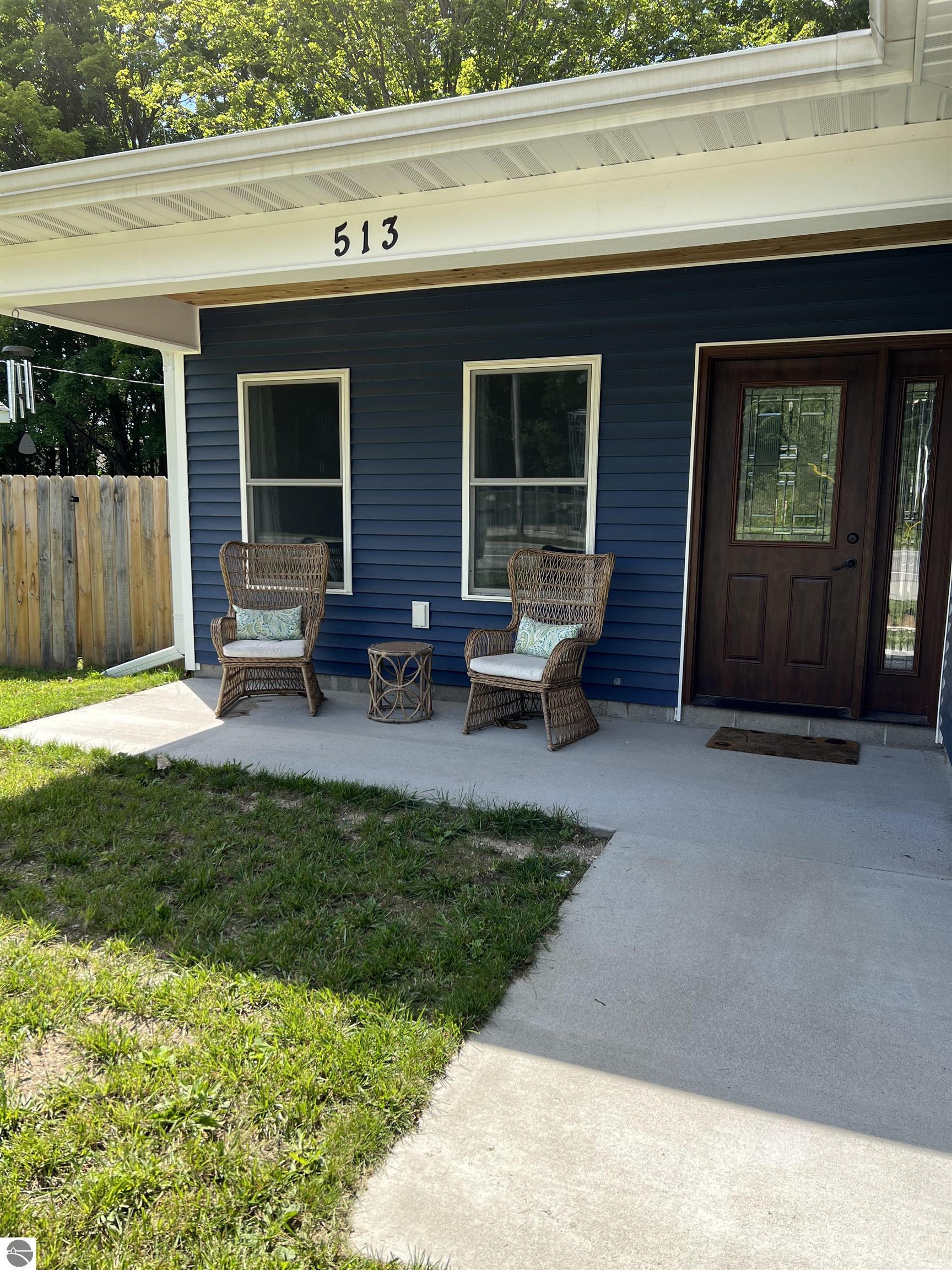 513 W Main Street