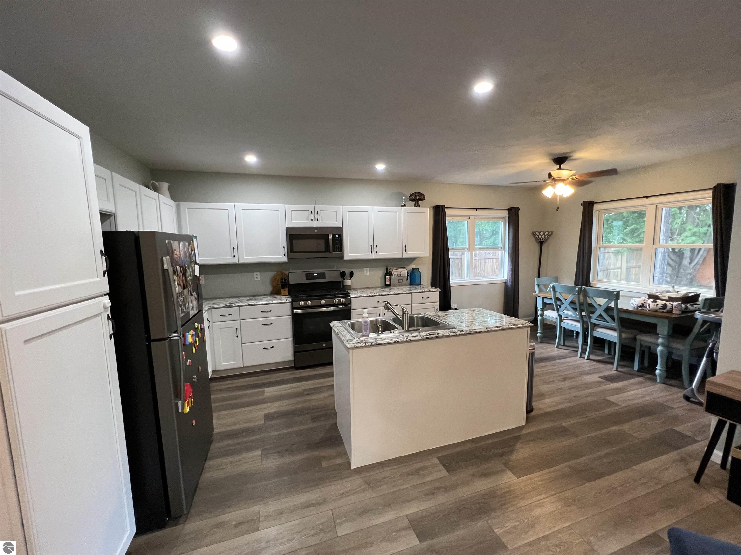 513 W Main Street