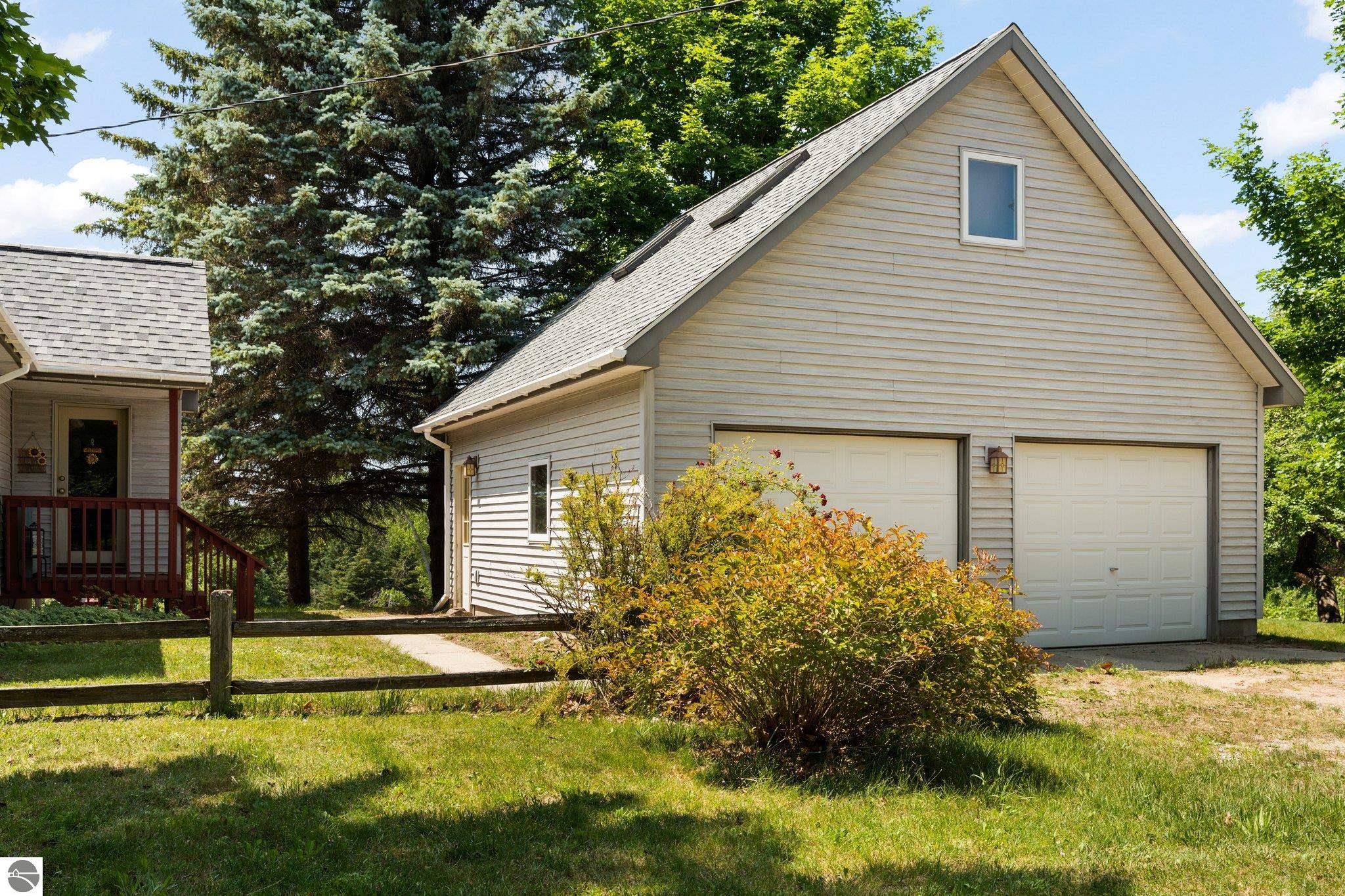 7982 Park Road