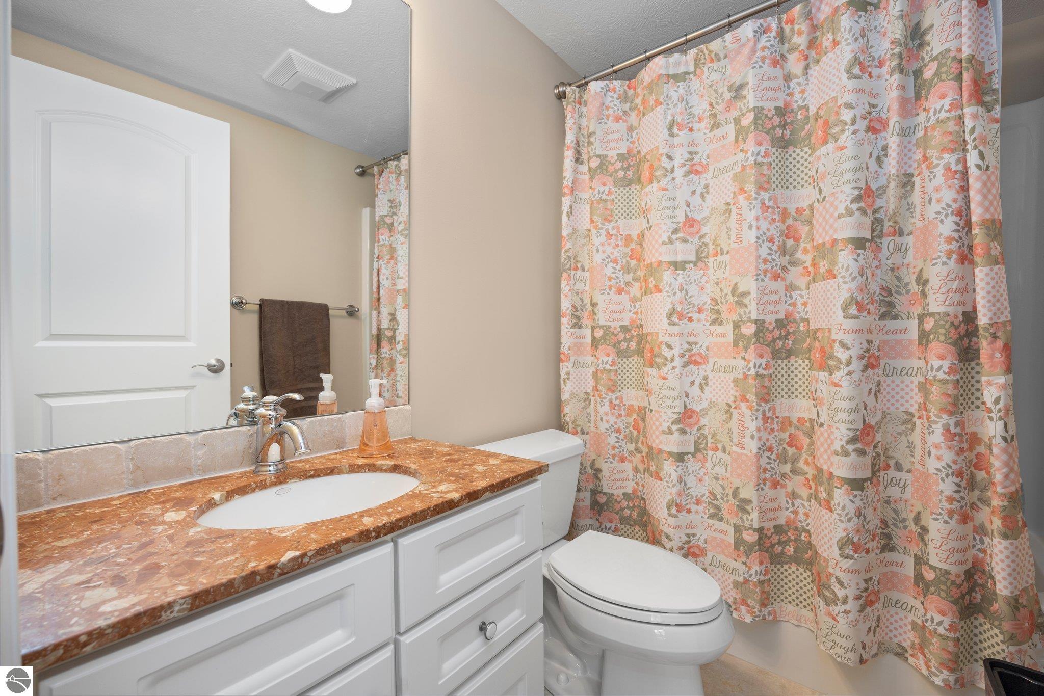 887 N Bay Cliff Drive # 16