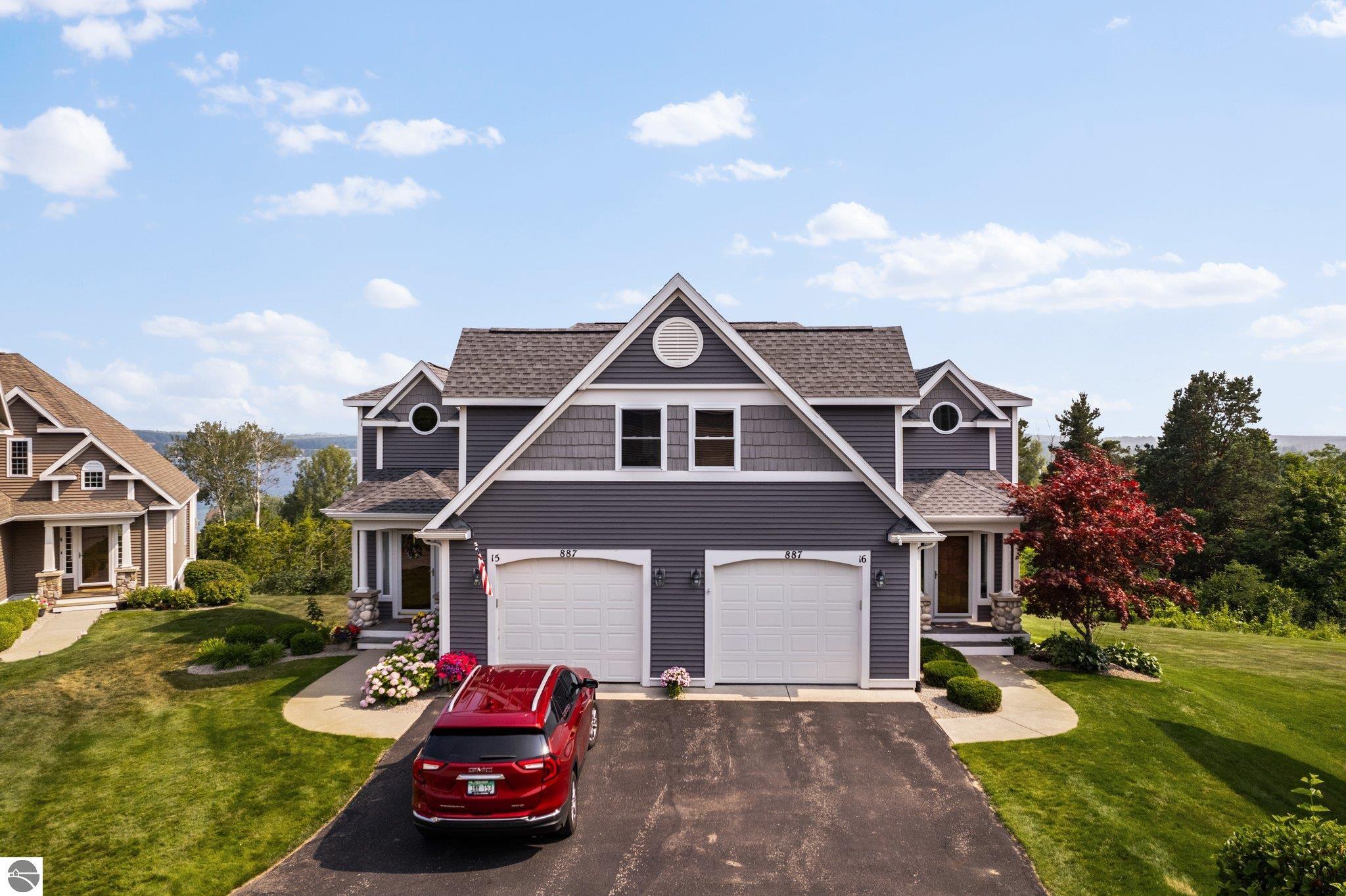 887 N Bay Cliff Drive # 16