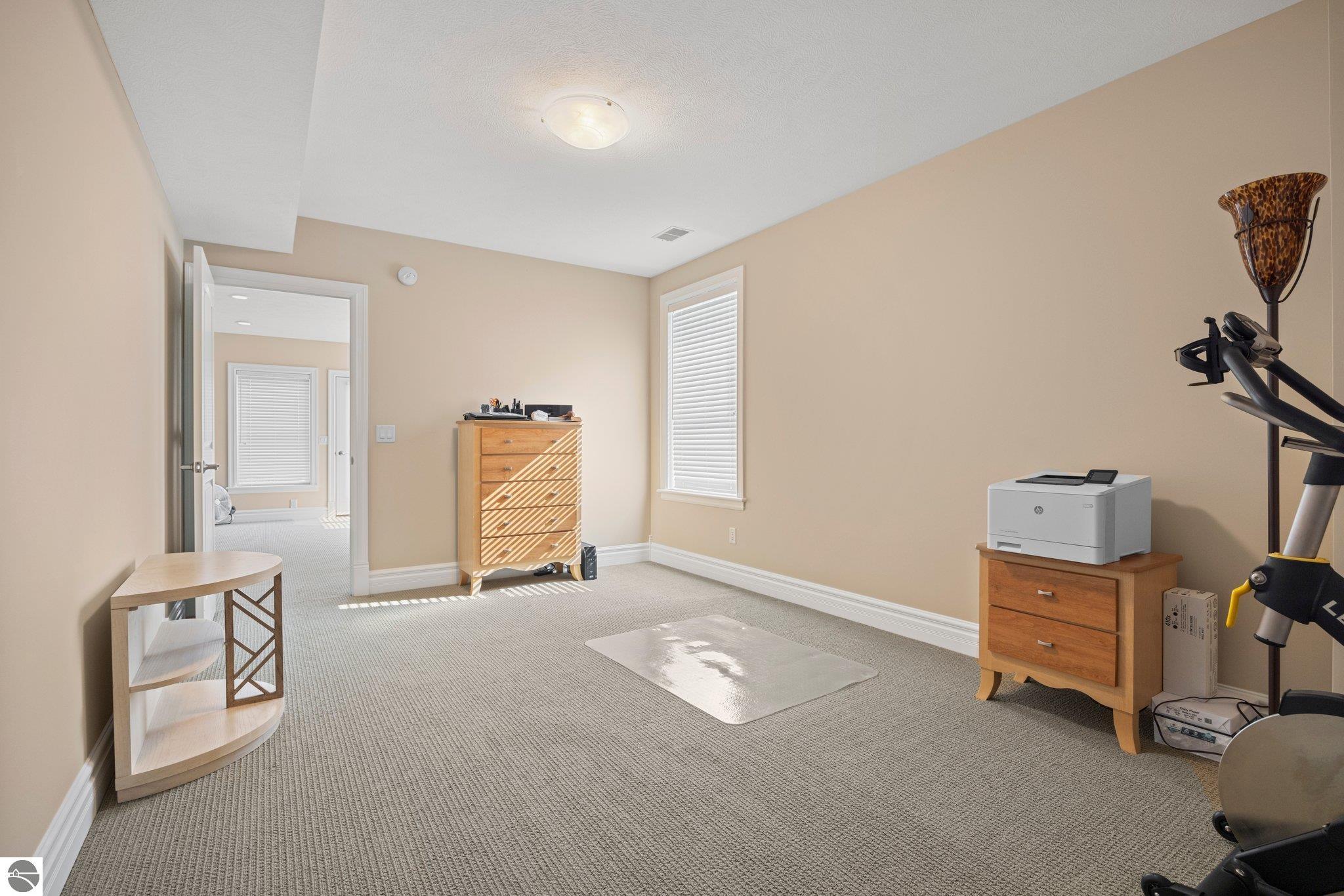 887 N Bay Cliff Drive # 16