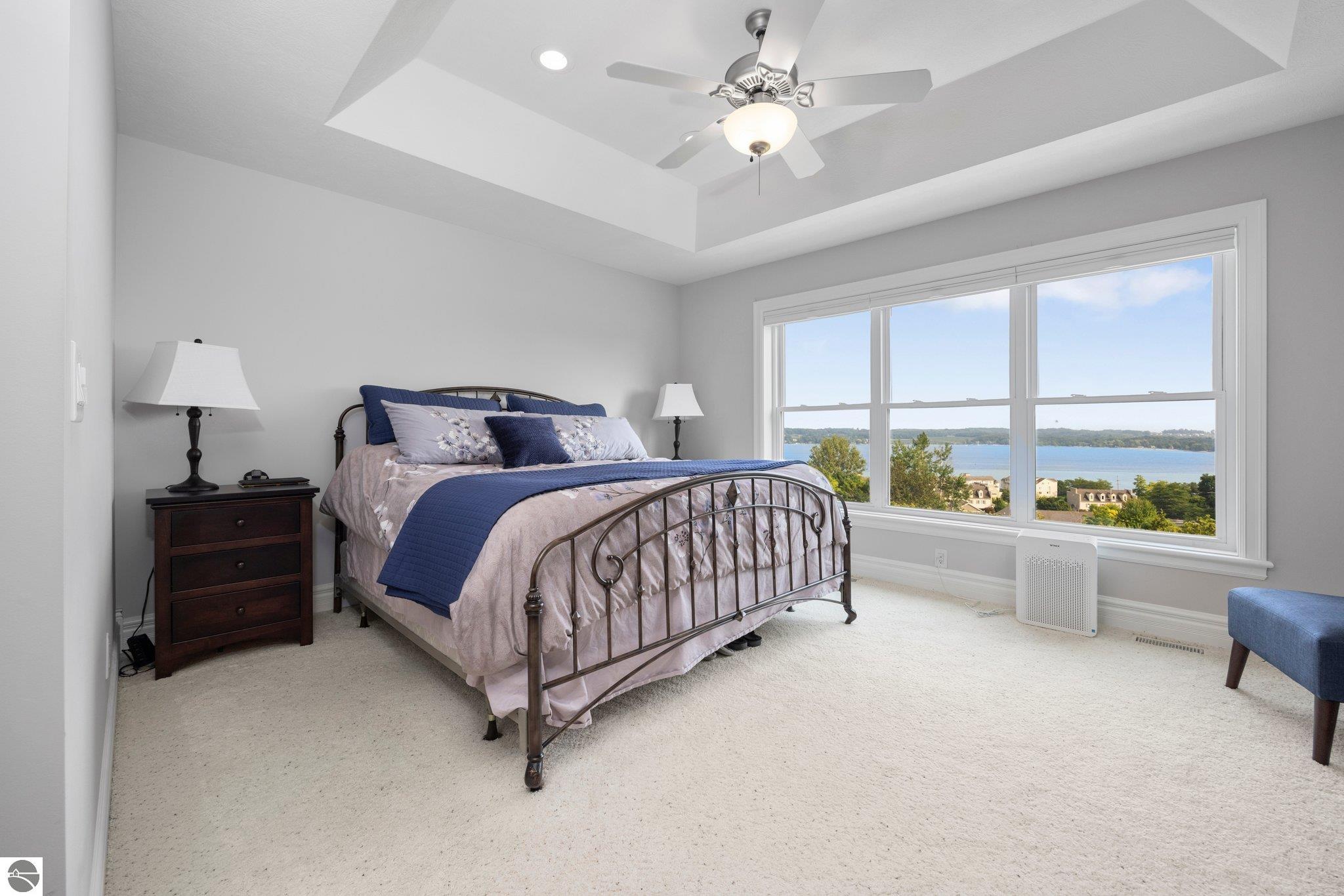 887 N Bay Cliff Drive # 16
