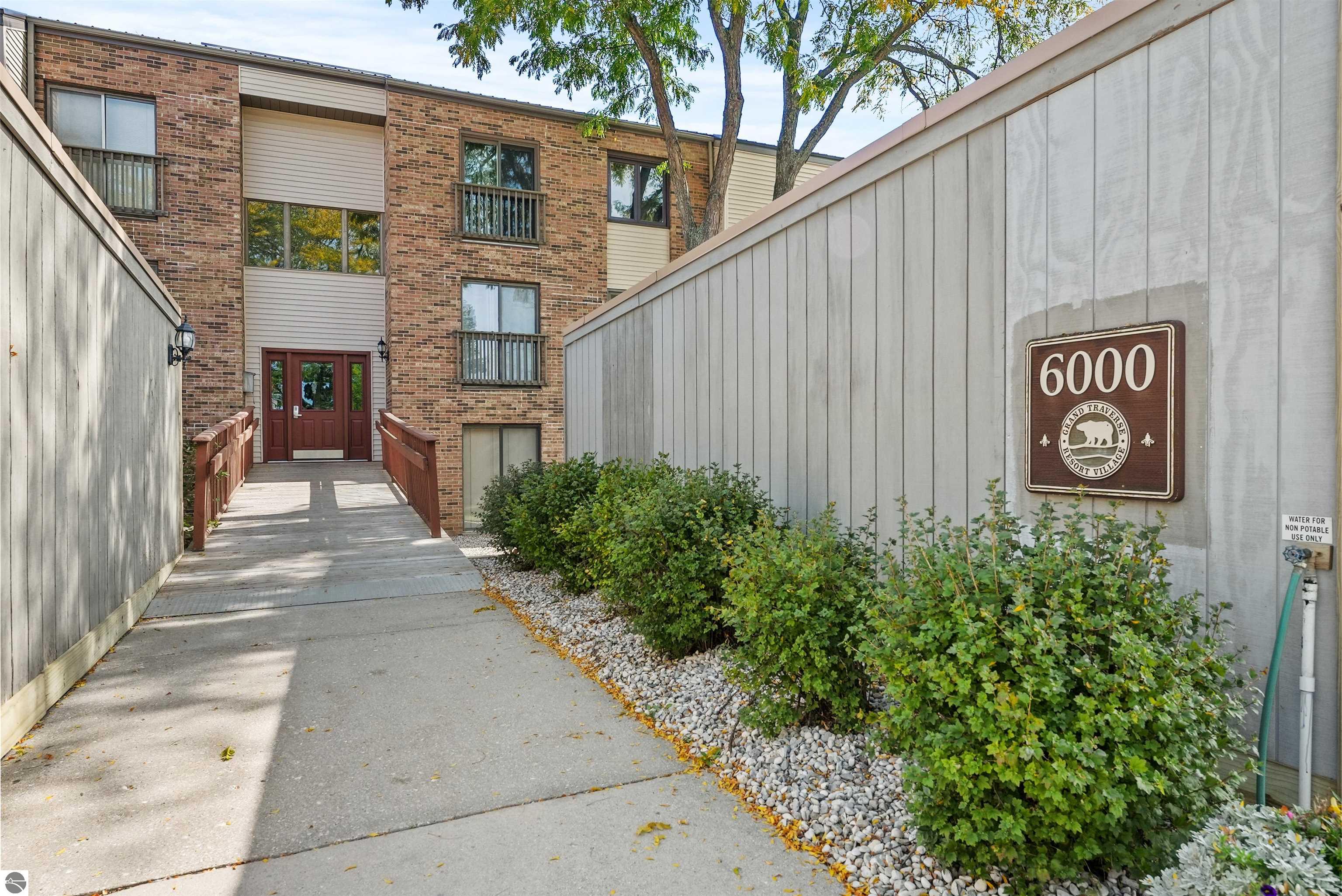6000 Holt Road # 20