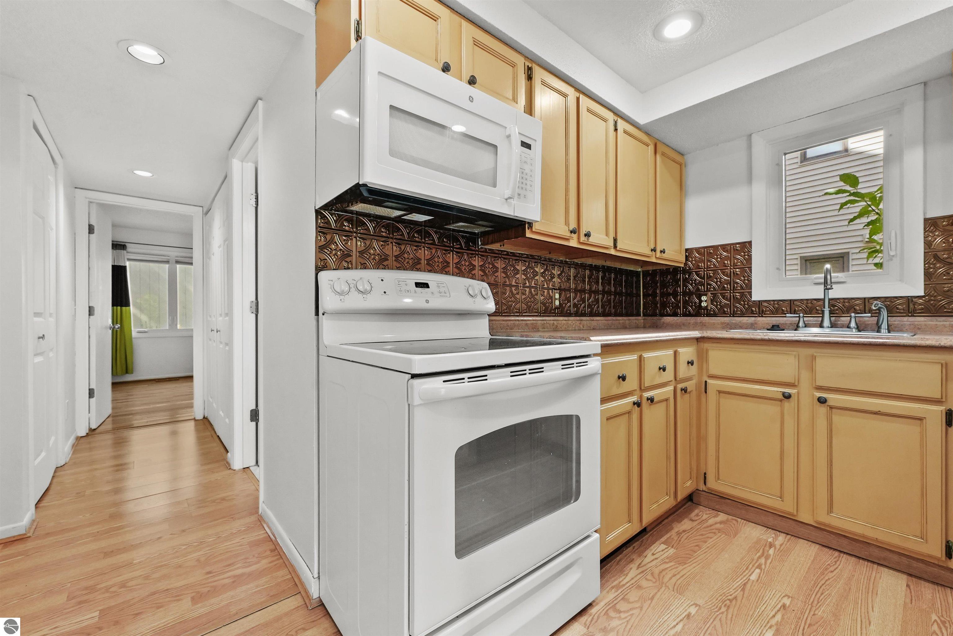 6000 Holt Road # 20