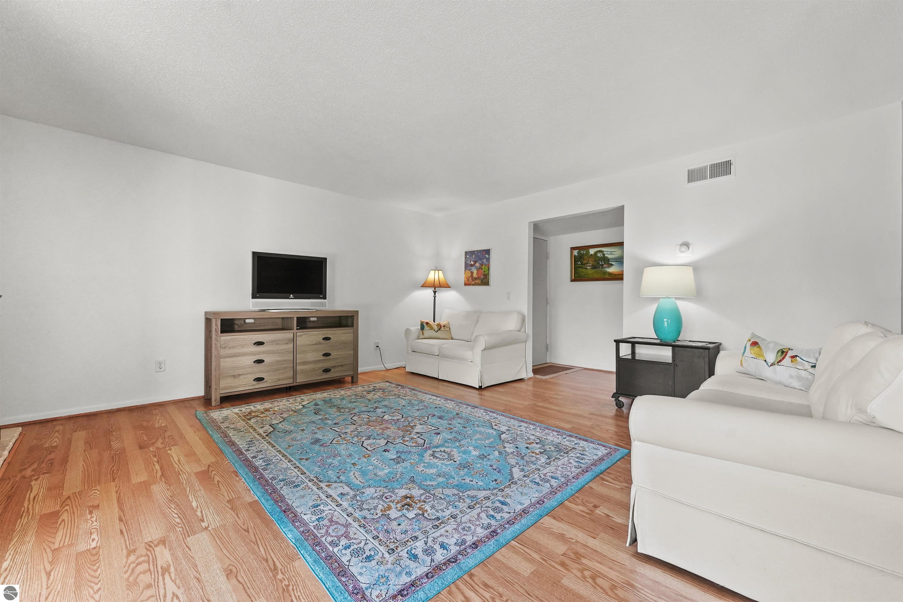 6000 Holt Road # 20
