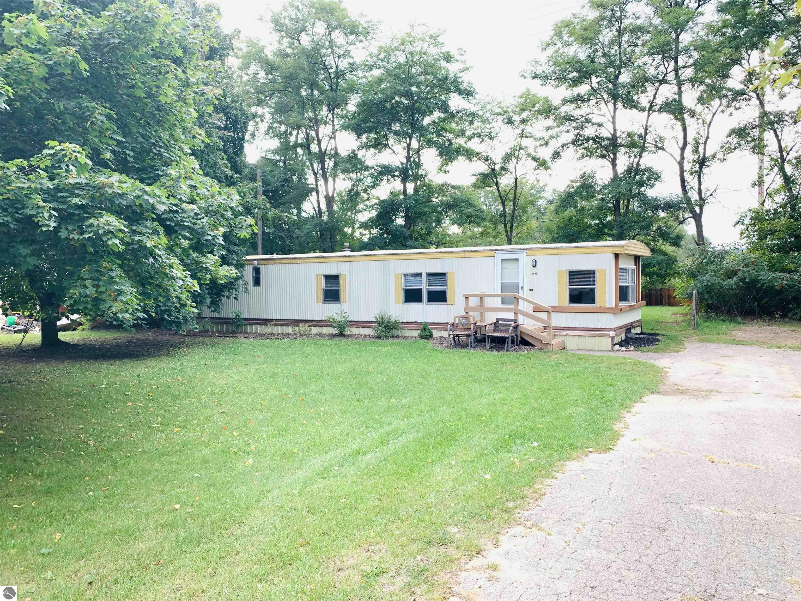 1637 Keystone Hills Court