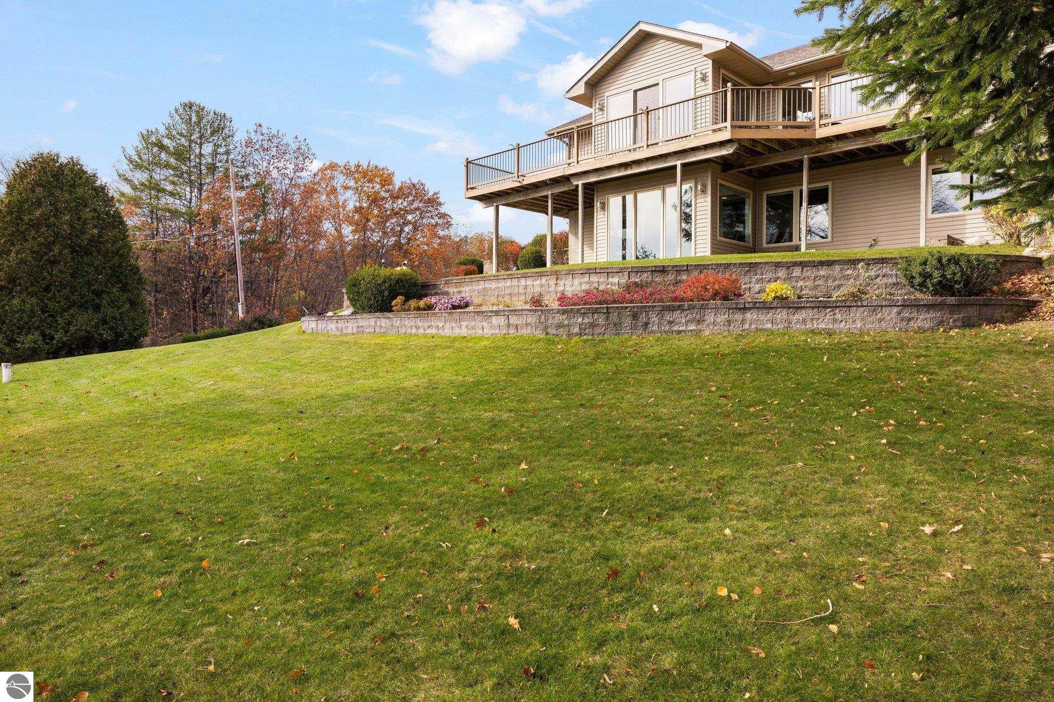 10054 Council Oak Drive