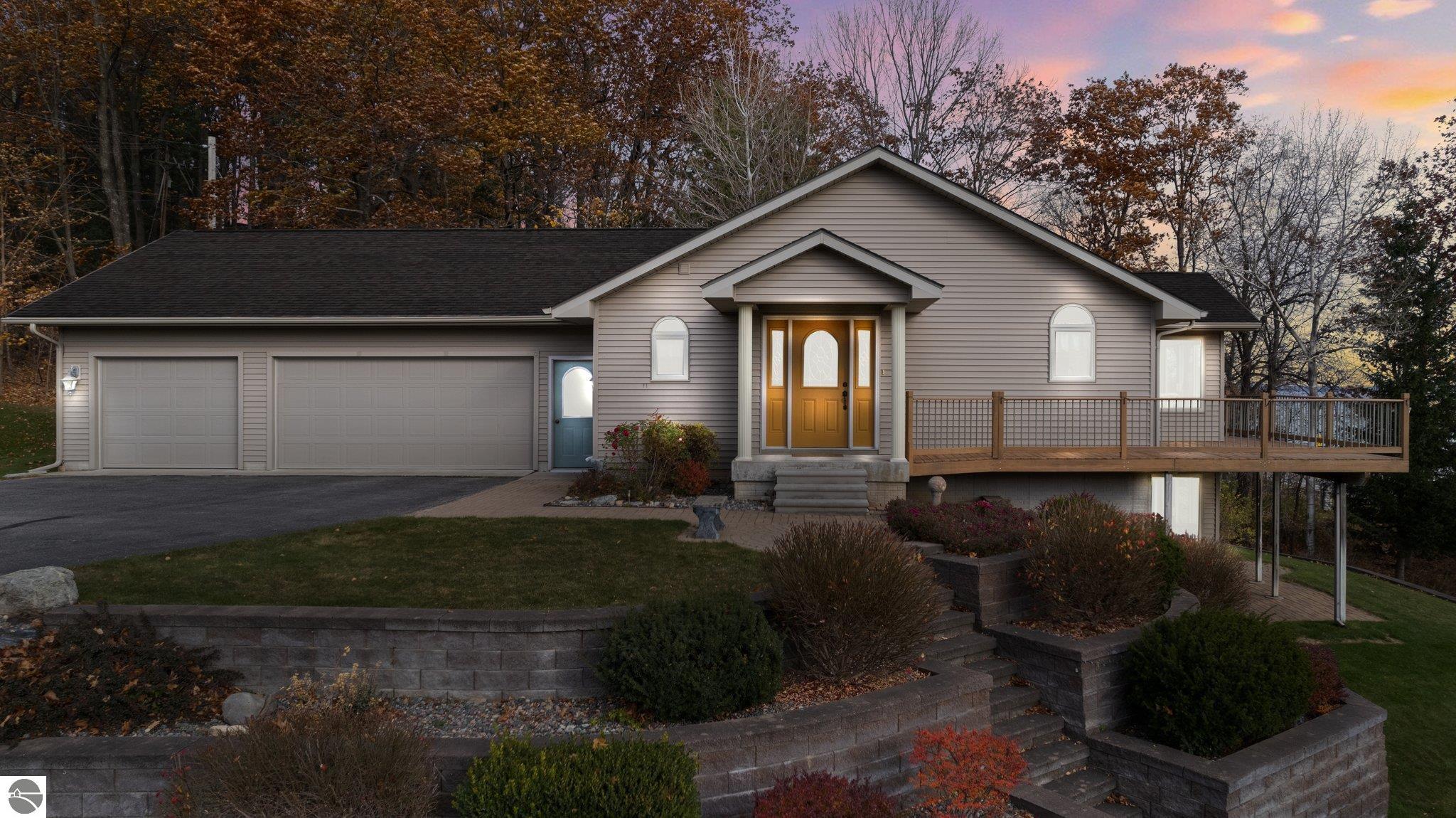 10054 Council Oak Drive