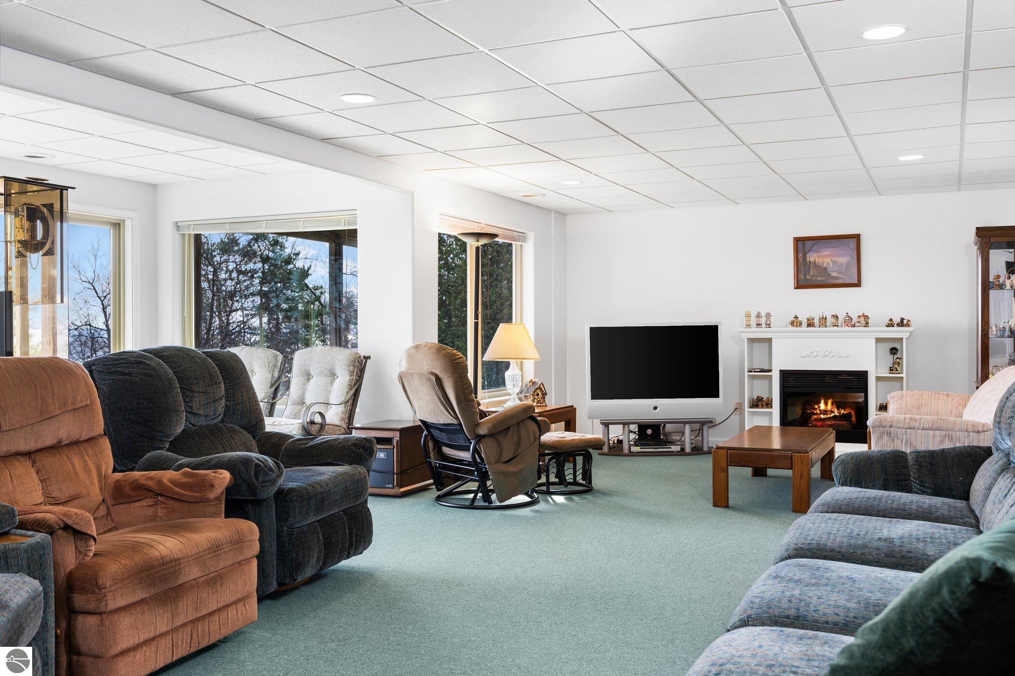 10054 Council Oak Drive