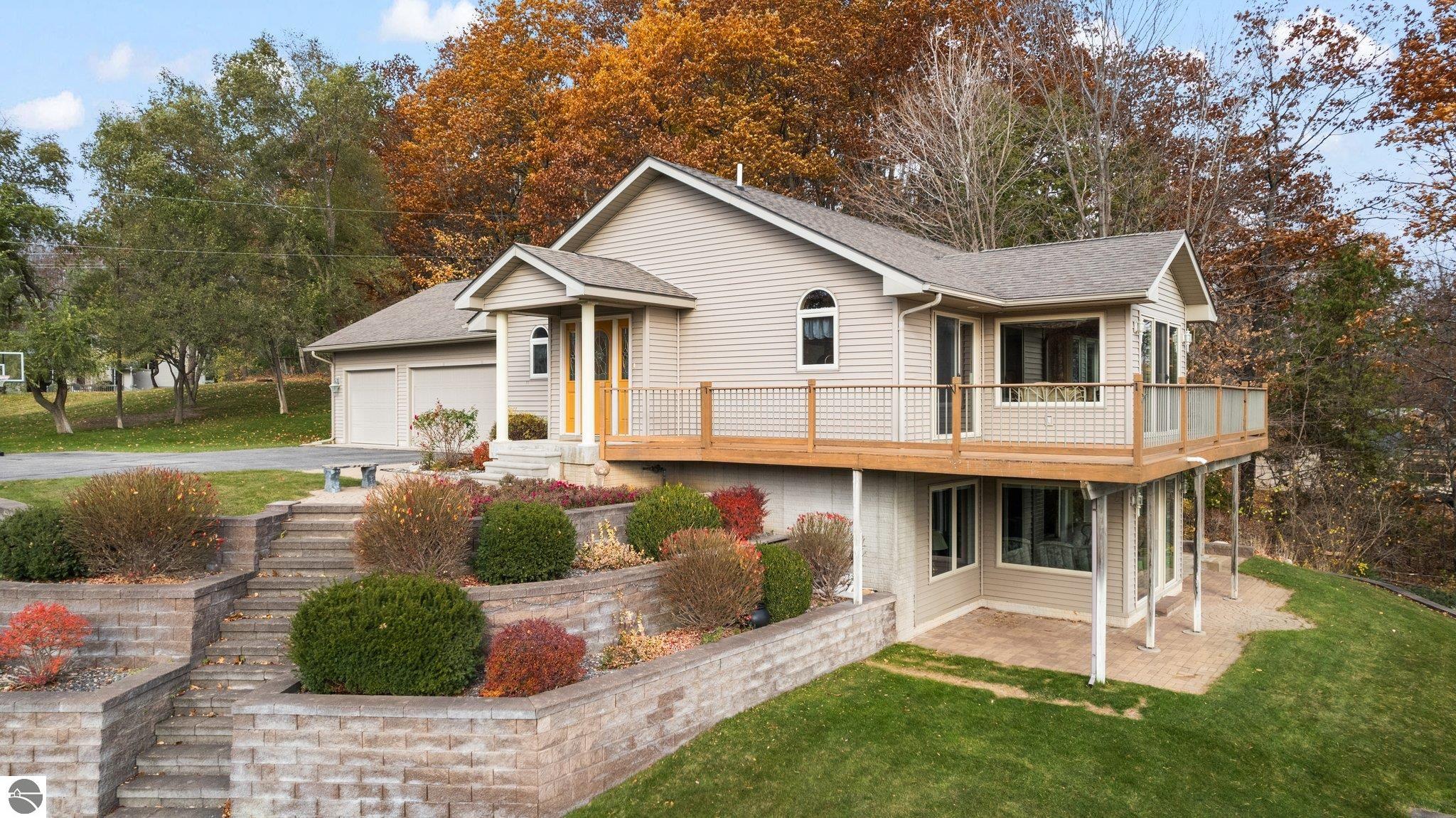 10054 Council Oak Drive