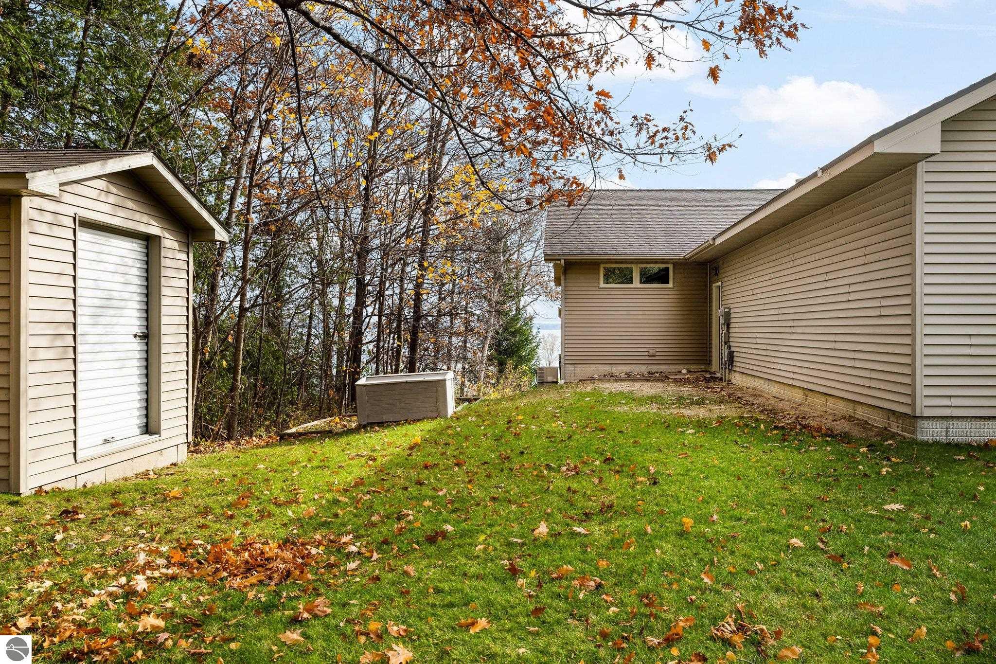 10054 Council Oak Drive