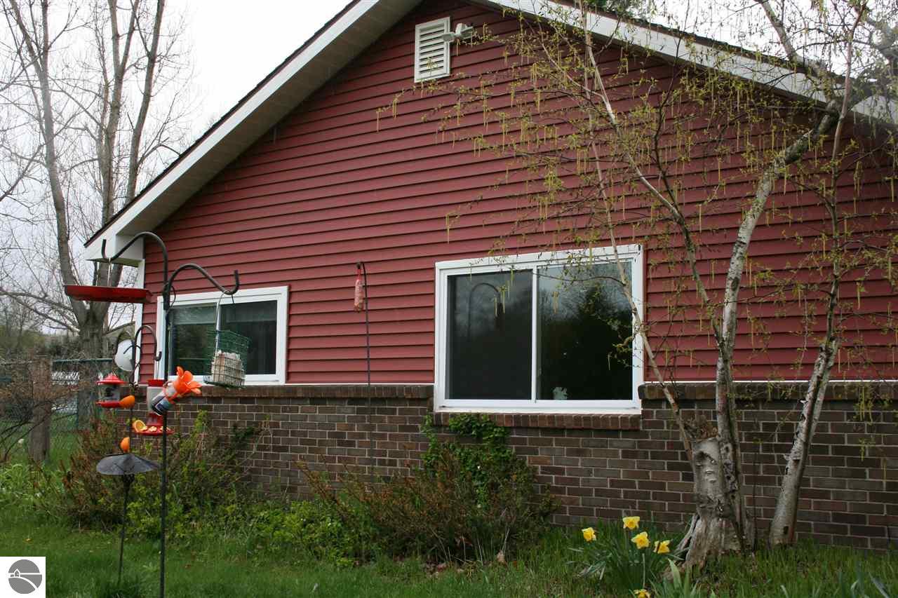 7452 Gillett Road