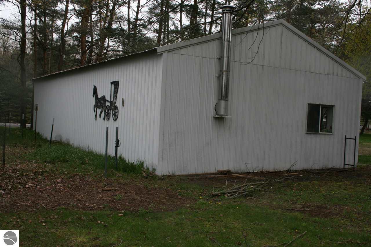 7452 Gillett Road
