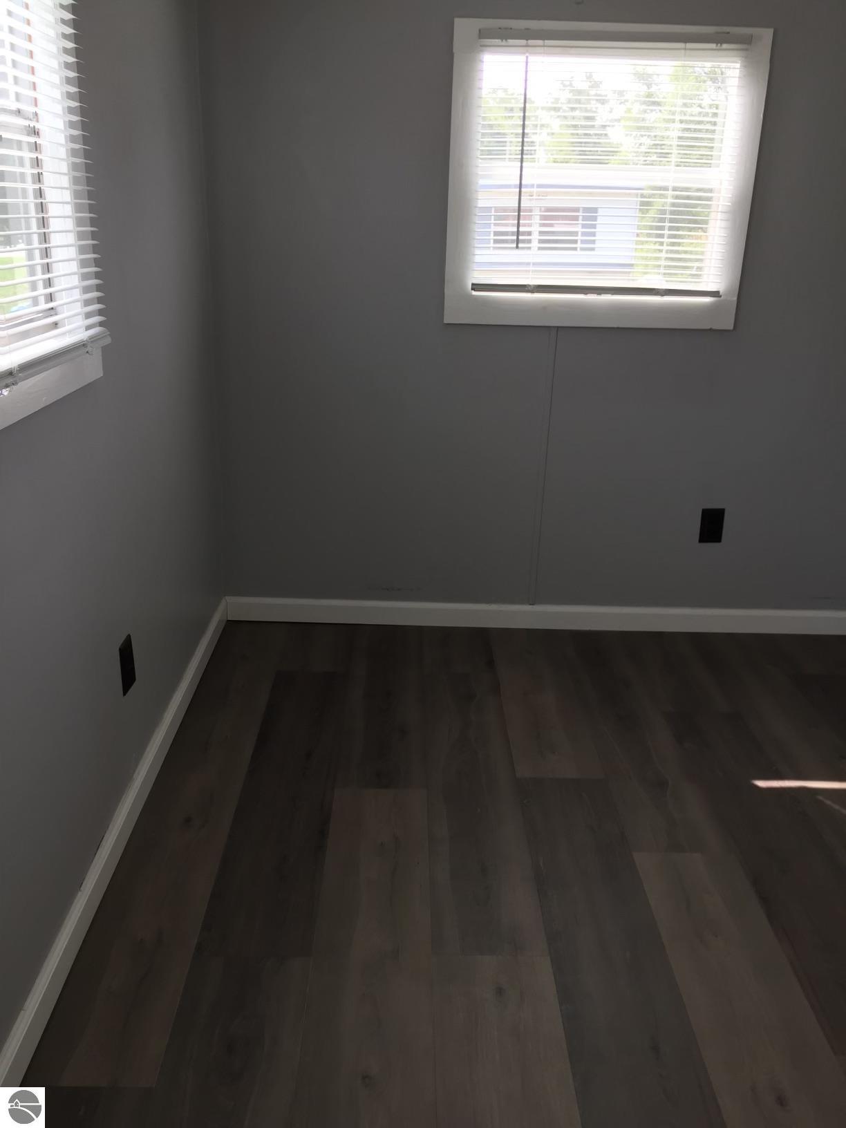 5013 Cecilia Lane