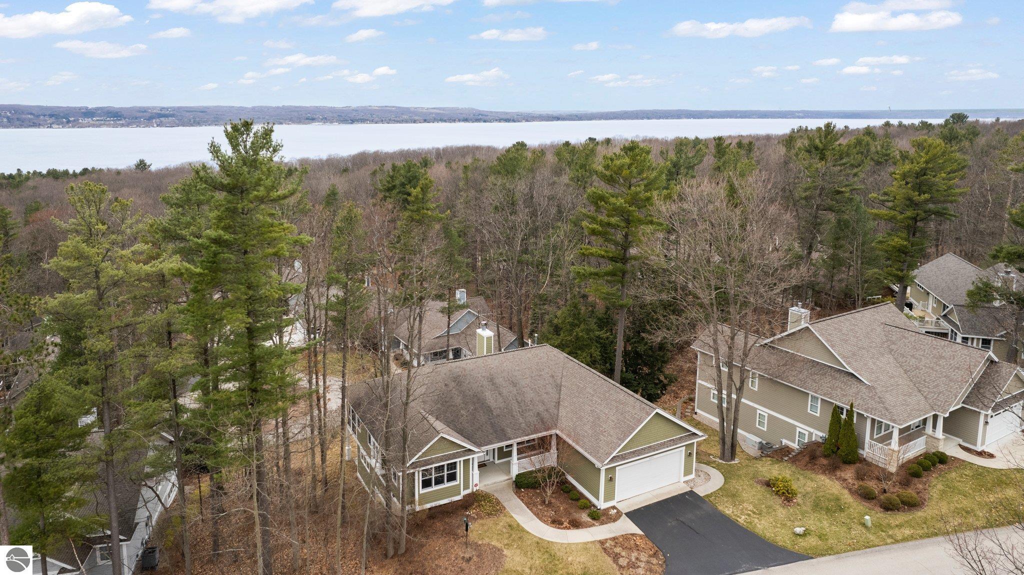6403 Cedarmere