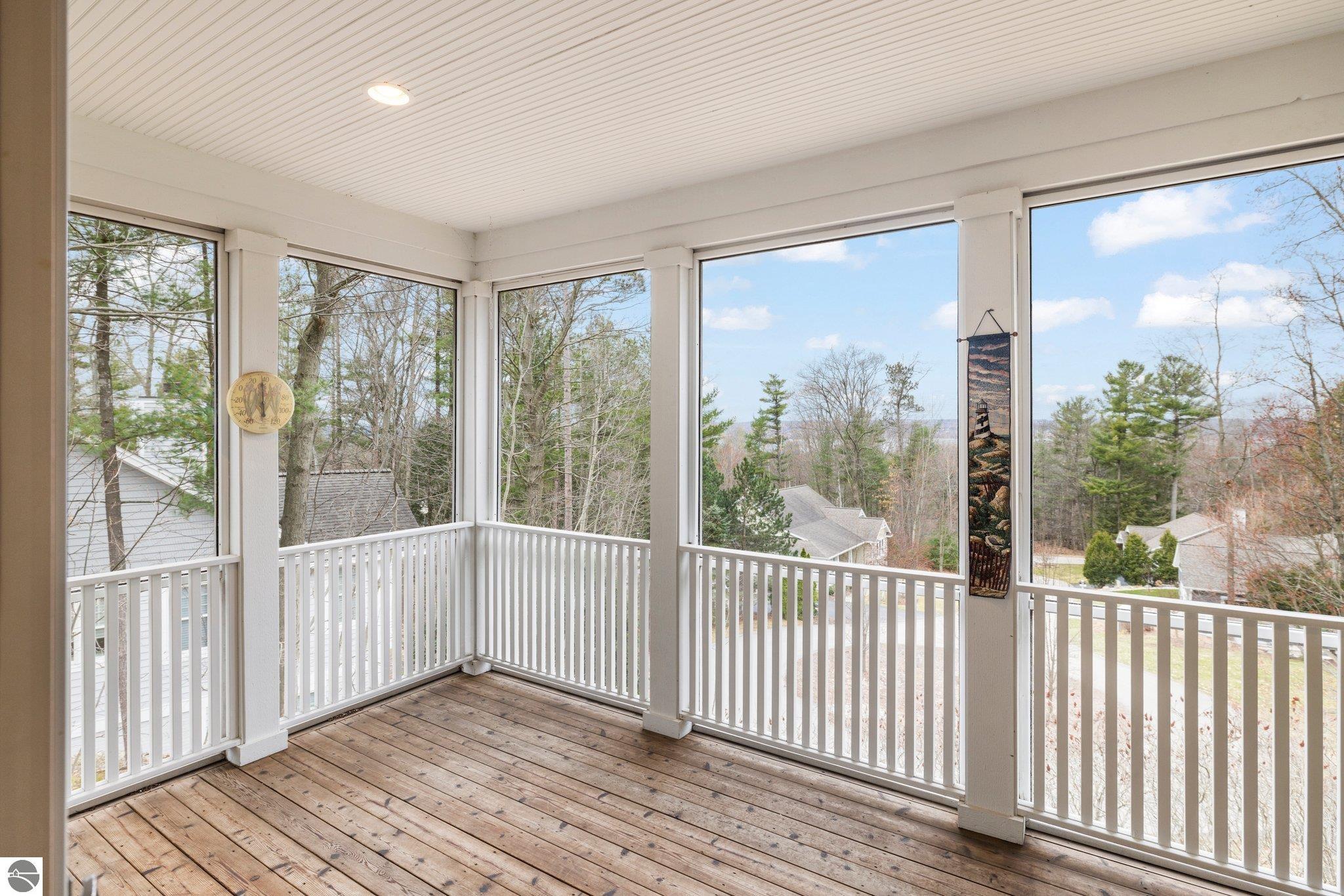 6403 Cedarmere