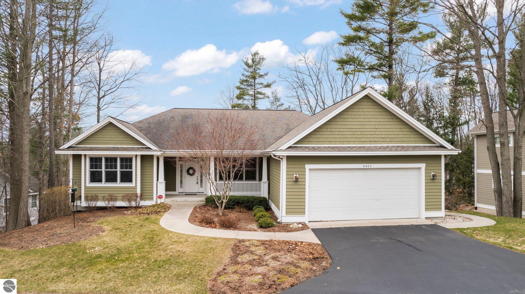 6403 Cedarmere